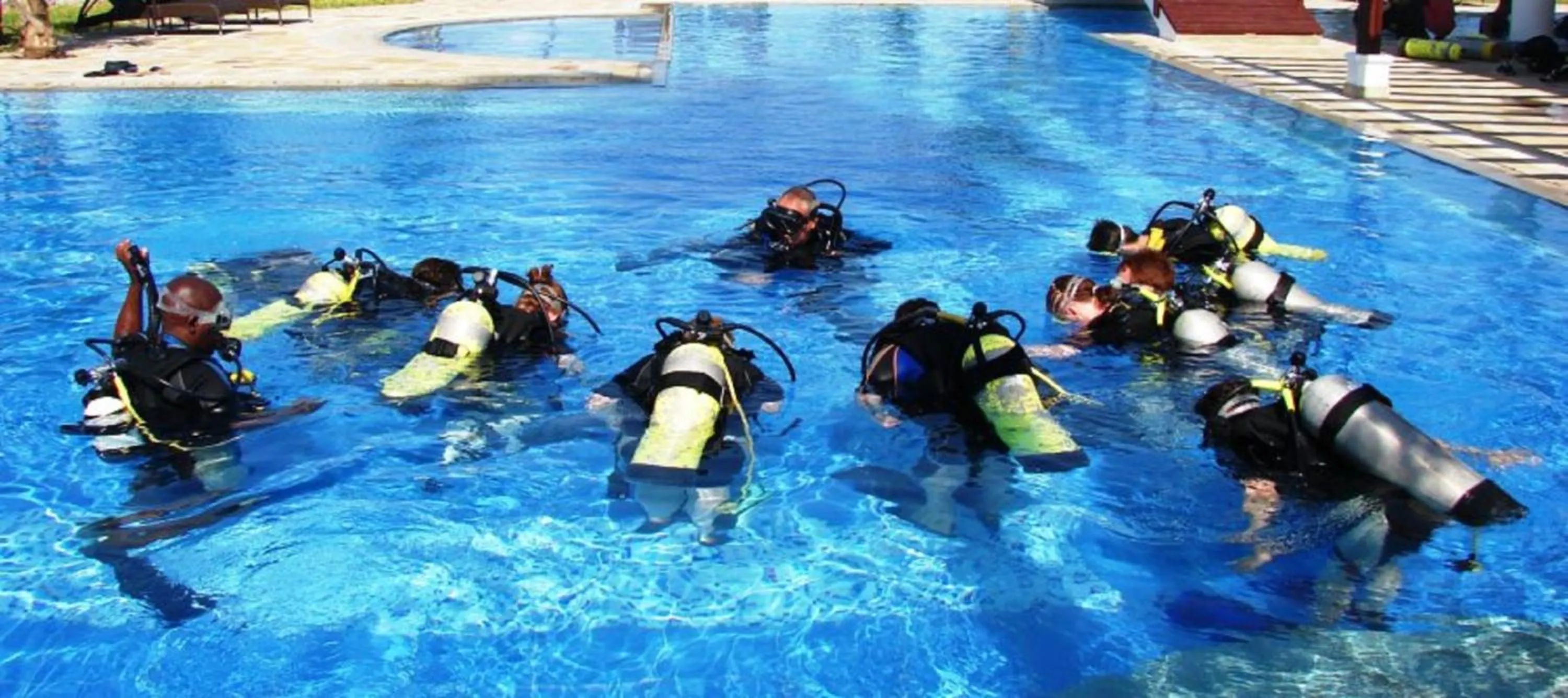 Snorkeling in Lantana Galu Beach