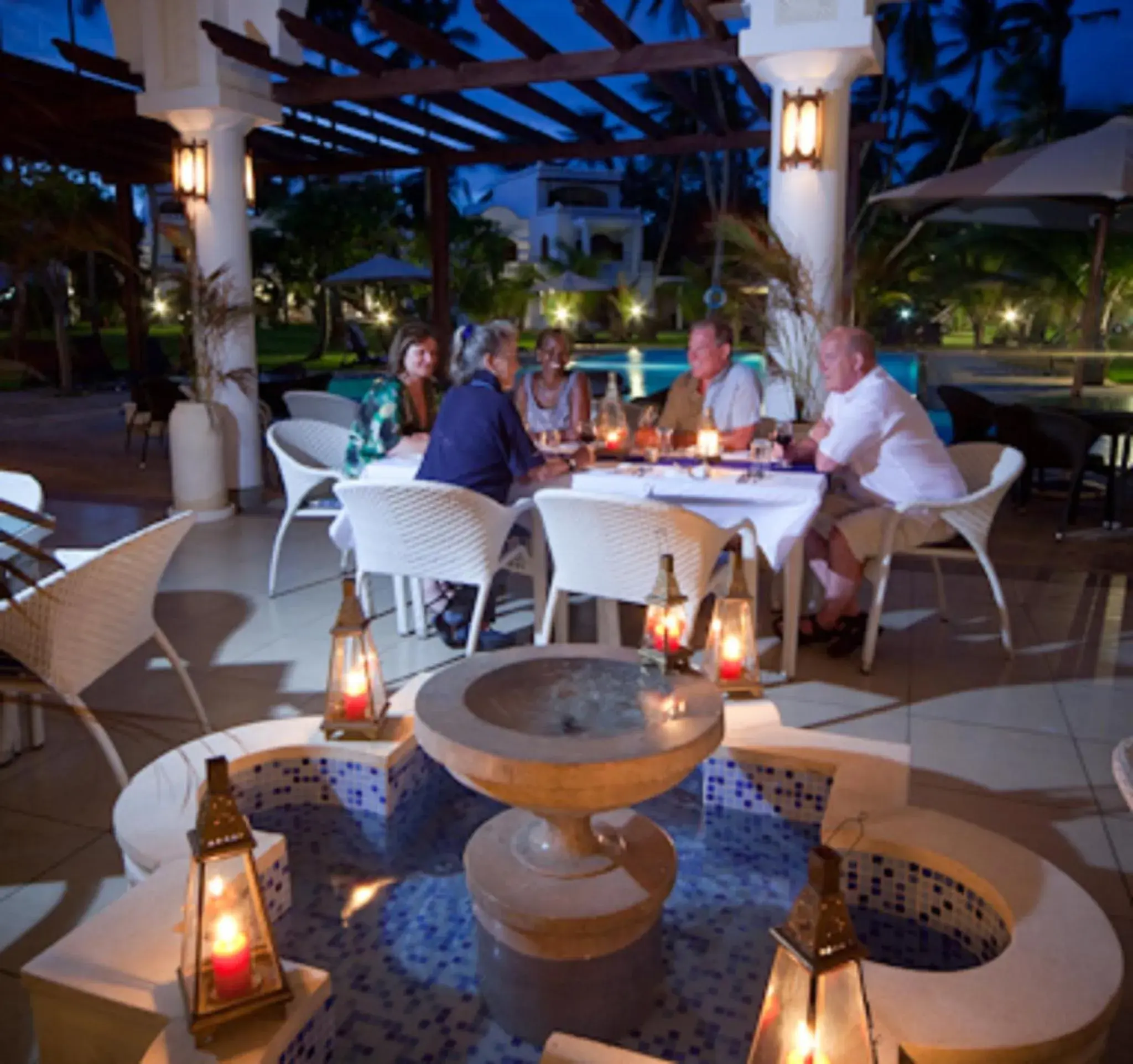 Restaurant/places to eat in Lantana Galu Beach Restaurant/places to eat in Lantana Galu Beach