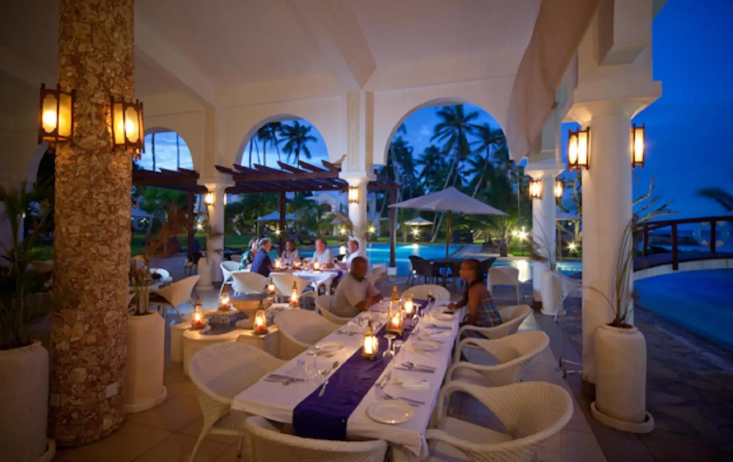 Restaurant/places to eat in Lantana Galu Beach Restaurant/places to eat in Lantana Galu Beach