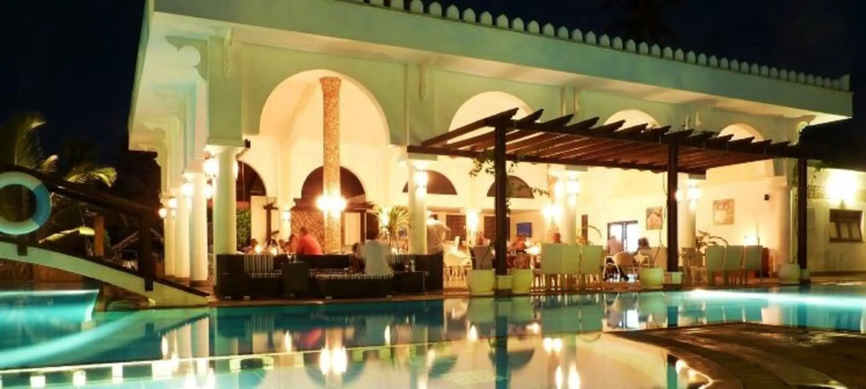 Restaurant/places to eat in Lantana Galu Beach Restaurant/places to eat in Lantana Galu Beach