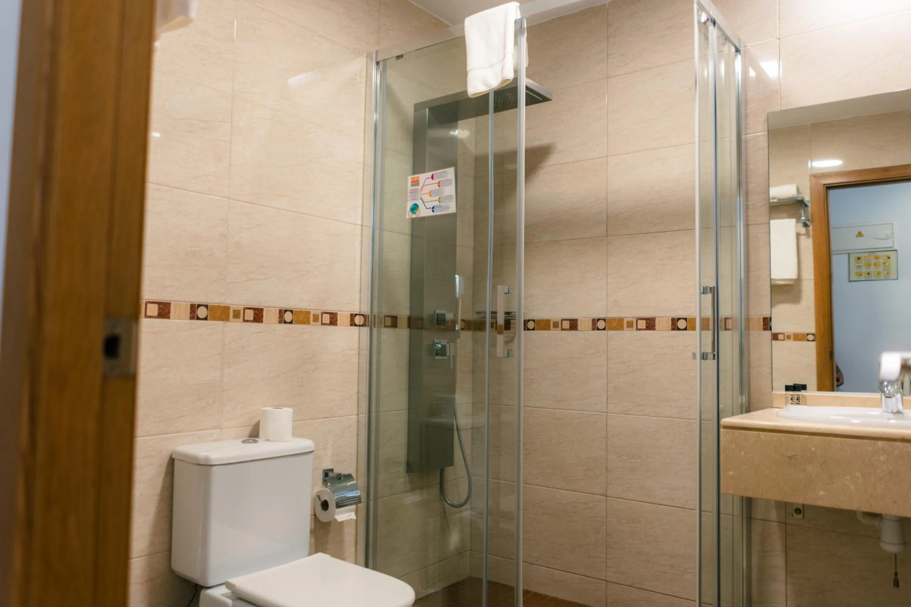 Bathroom in Plaza Alaquas