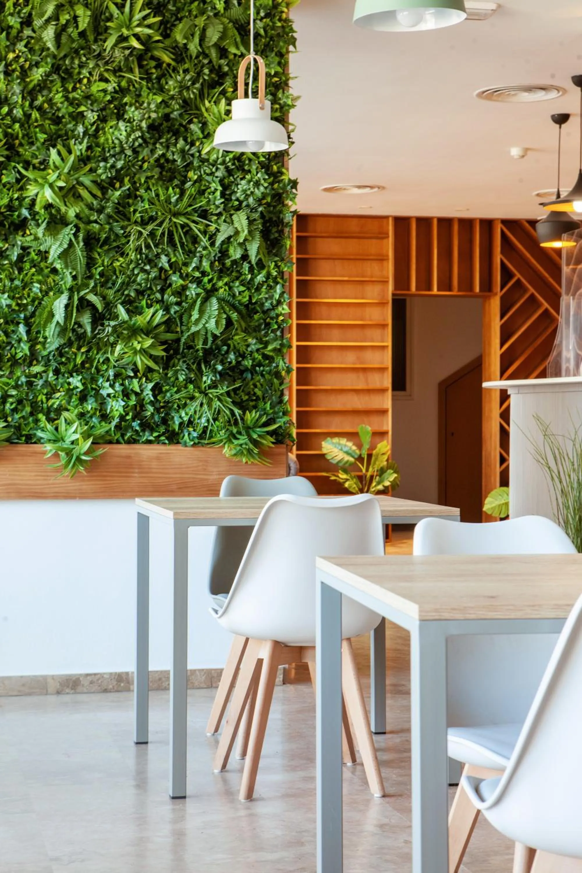 Property building in Plaza Alaquas