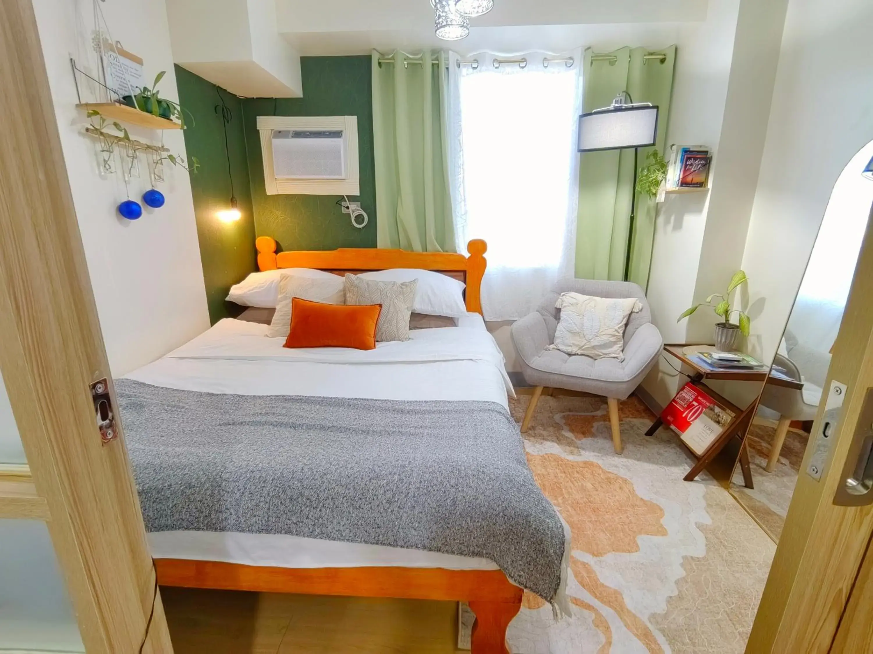 Chill Vibes in Ridgewood near NAIA Terminal 3, BGC and Venice with Lap pool, WIFI and Netflix Chill Vibes in Ridgewood near NAIA Terminal 3, BGC and Venice with Lap pool, WIFI and Netflix