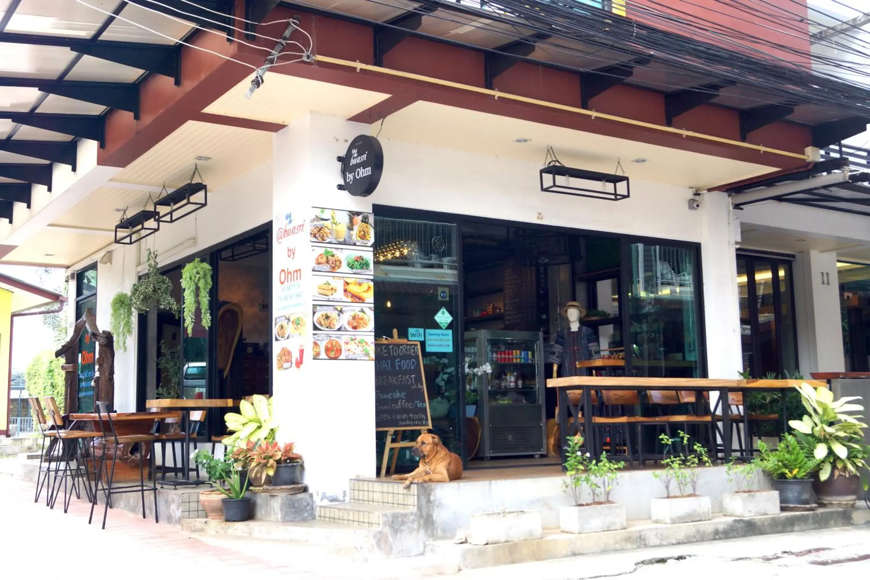 Restaurant/places to eat in Buasri By Ohm Restaurant/places to eat in Buasri By Ohm