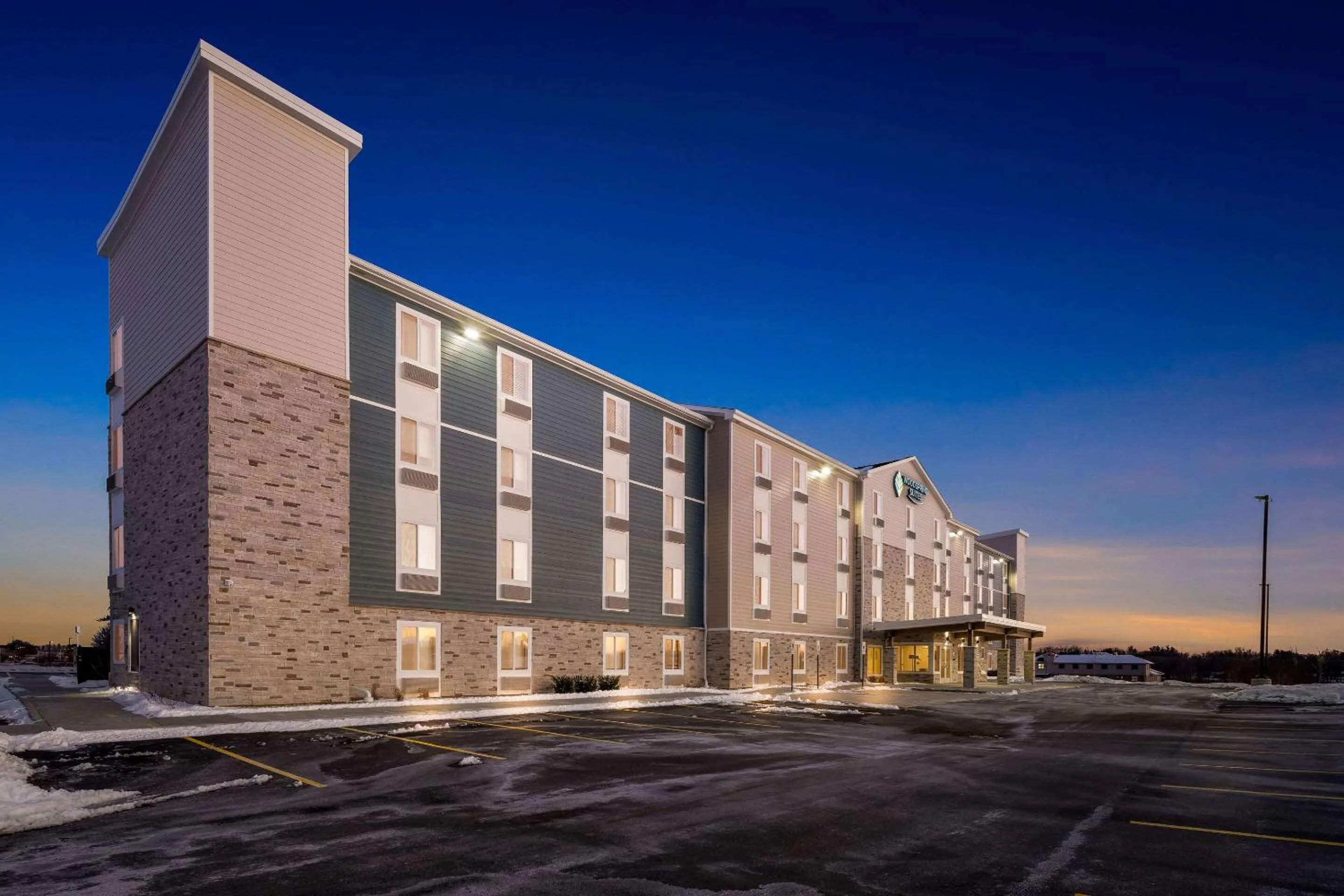WoodSpring Suites Loves Park - Rockford