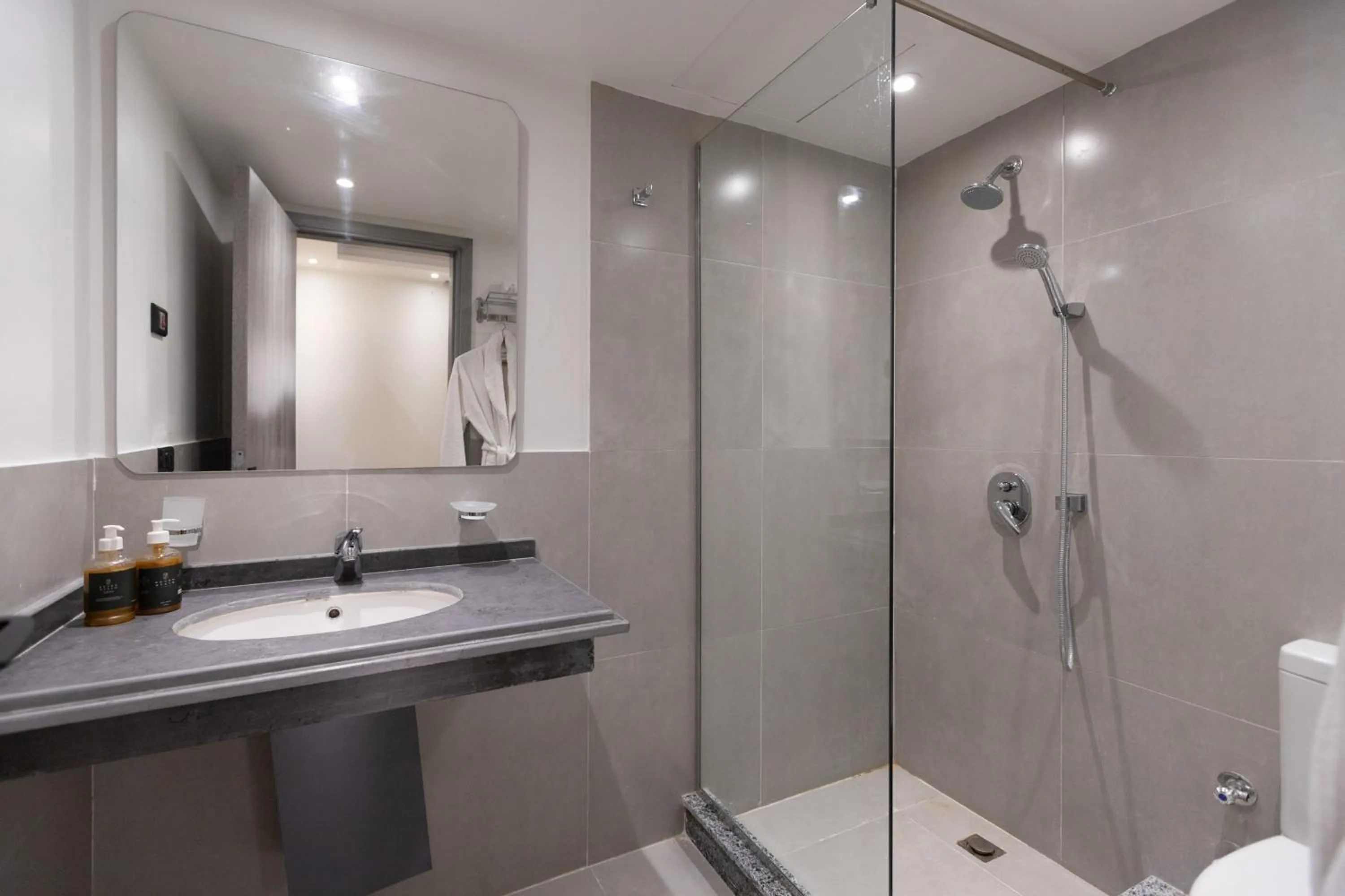 Bathroom in Seven Stays Zayed