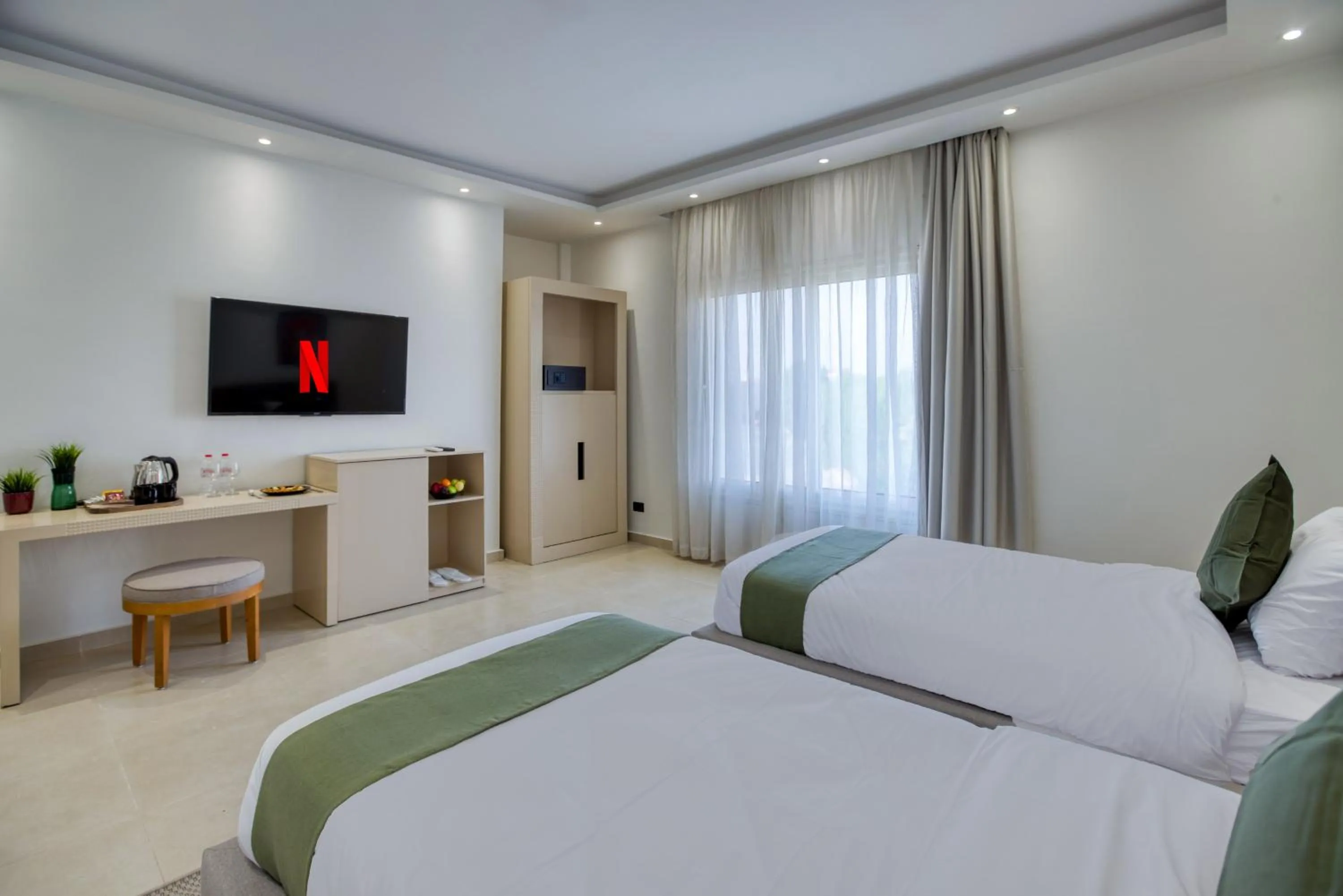 Photo of the whole room, Bed in Seven Stays Zayed