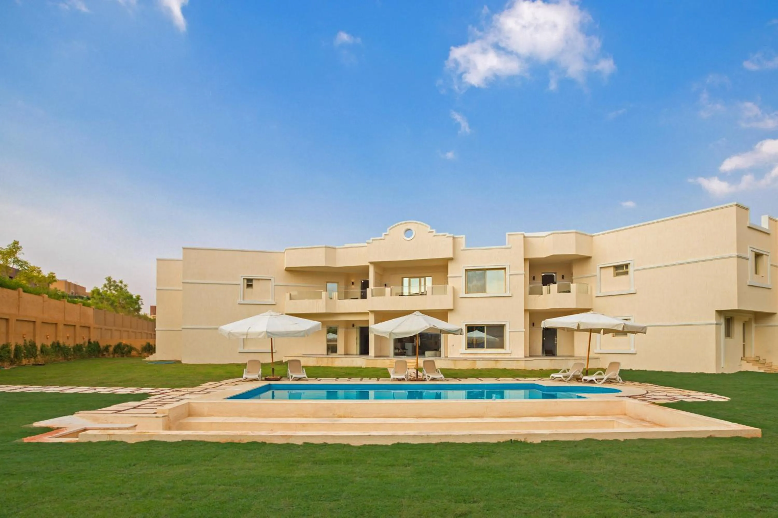 Property building in Seven Stays Zayed