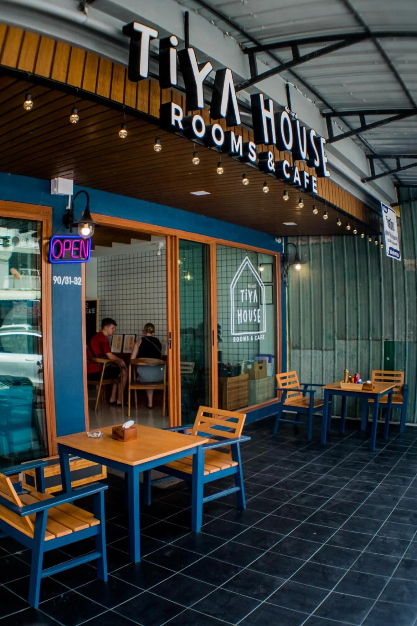 Restaurant/places to eat in Tiya House Rooms & Cafe