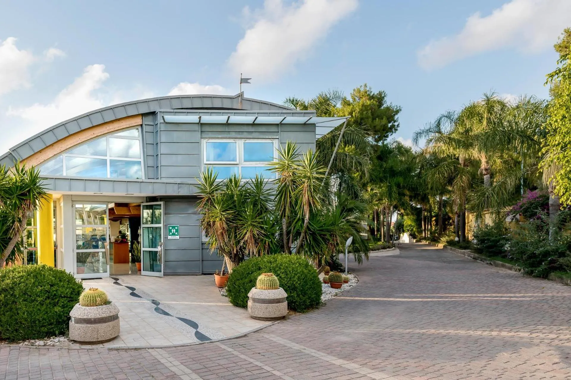 Facade/entrance in Hotel Villaggio Stromboli