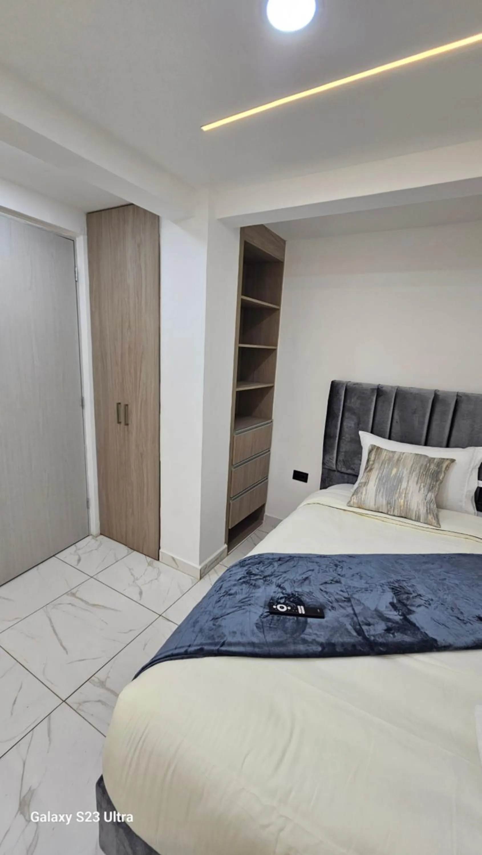 Bed in Hotel West Inn