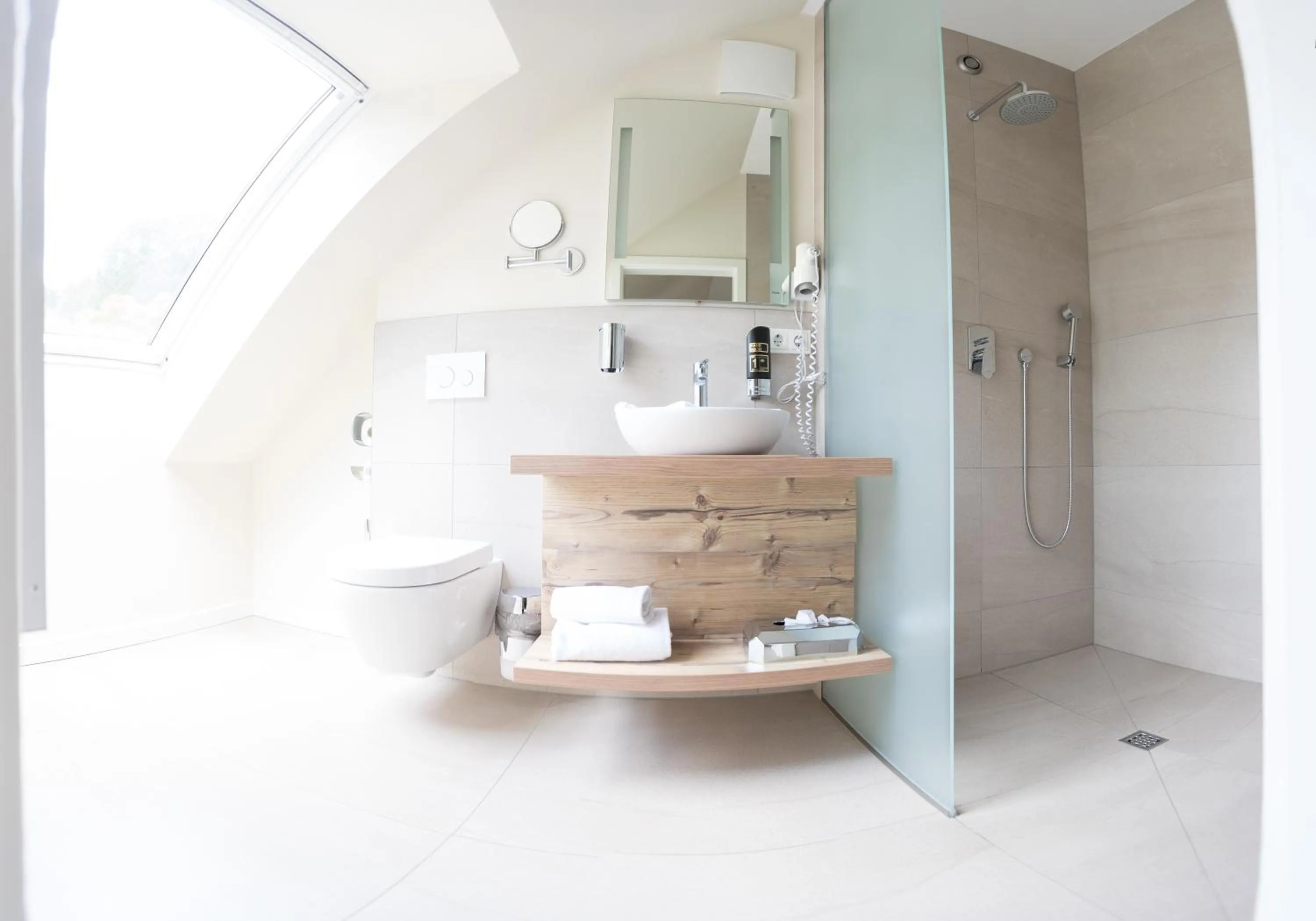 Bathroom in Landhotel Weihermühle