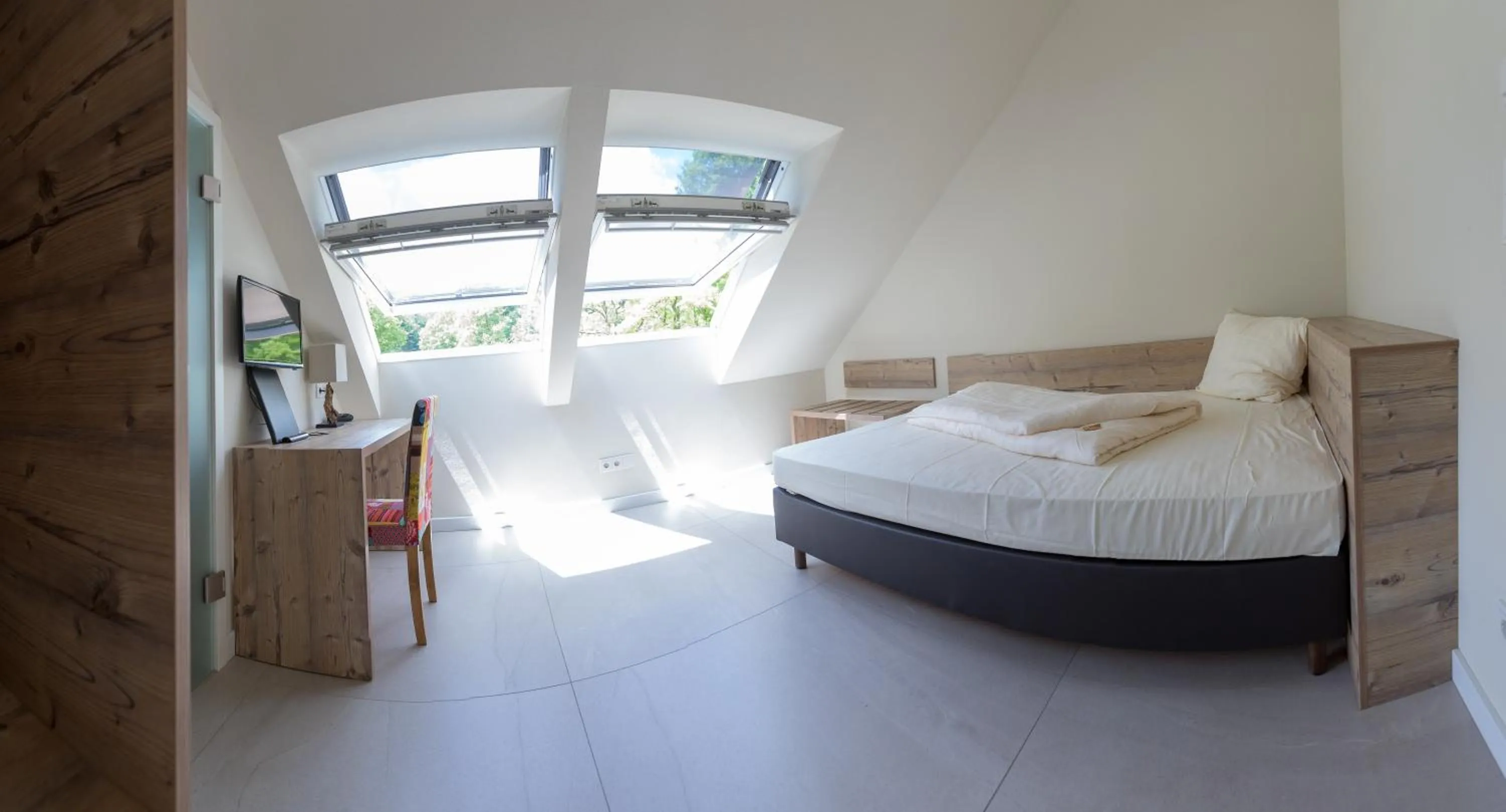 Photo of the whole room, Bed in Landhotel Weihermühle