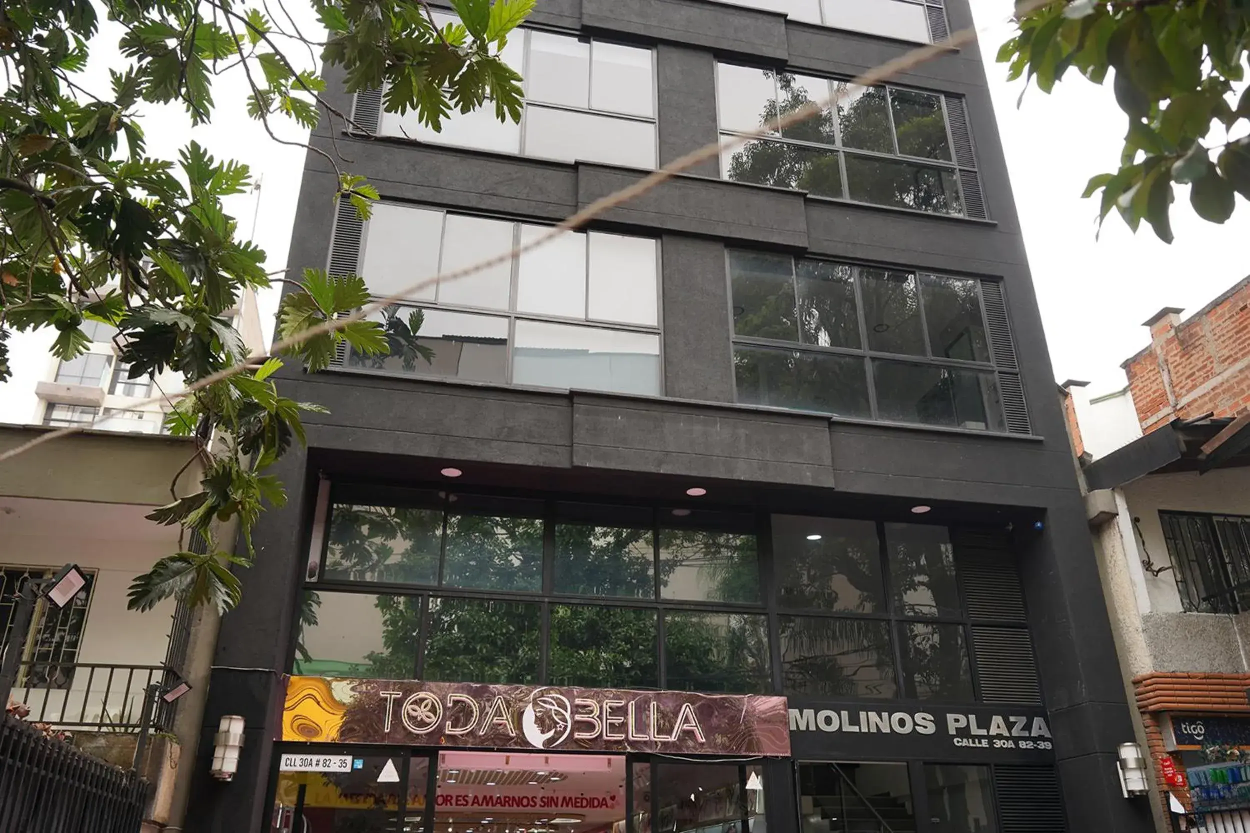 Property building in Hotel Molinos Plaza Property building in Hotel Molinos Plaza