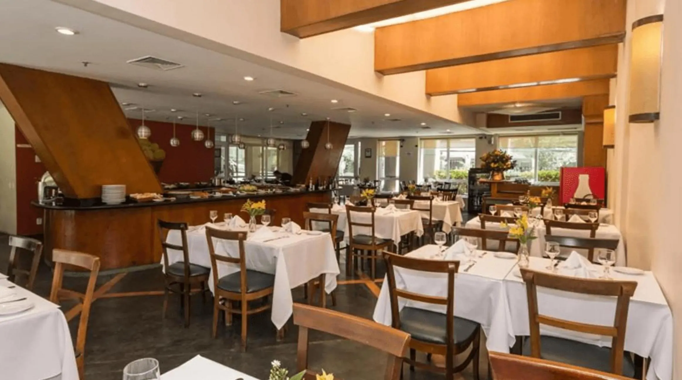 Meals in Hotel em Perdizes - FLAT404 - By TorresGuest