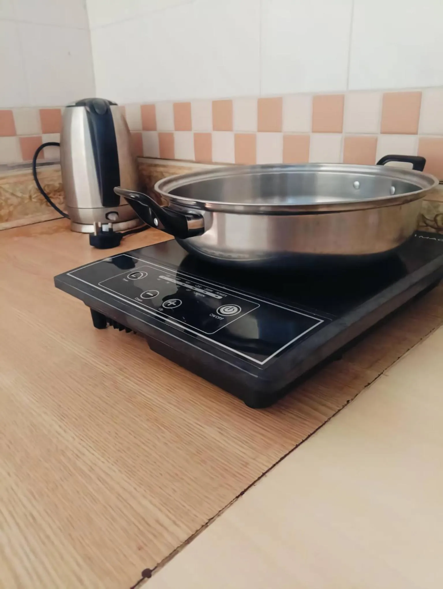 stove in ZNZ Oasis Homestay