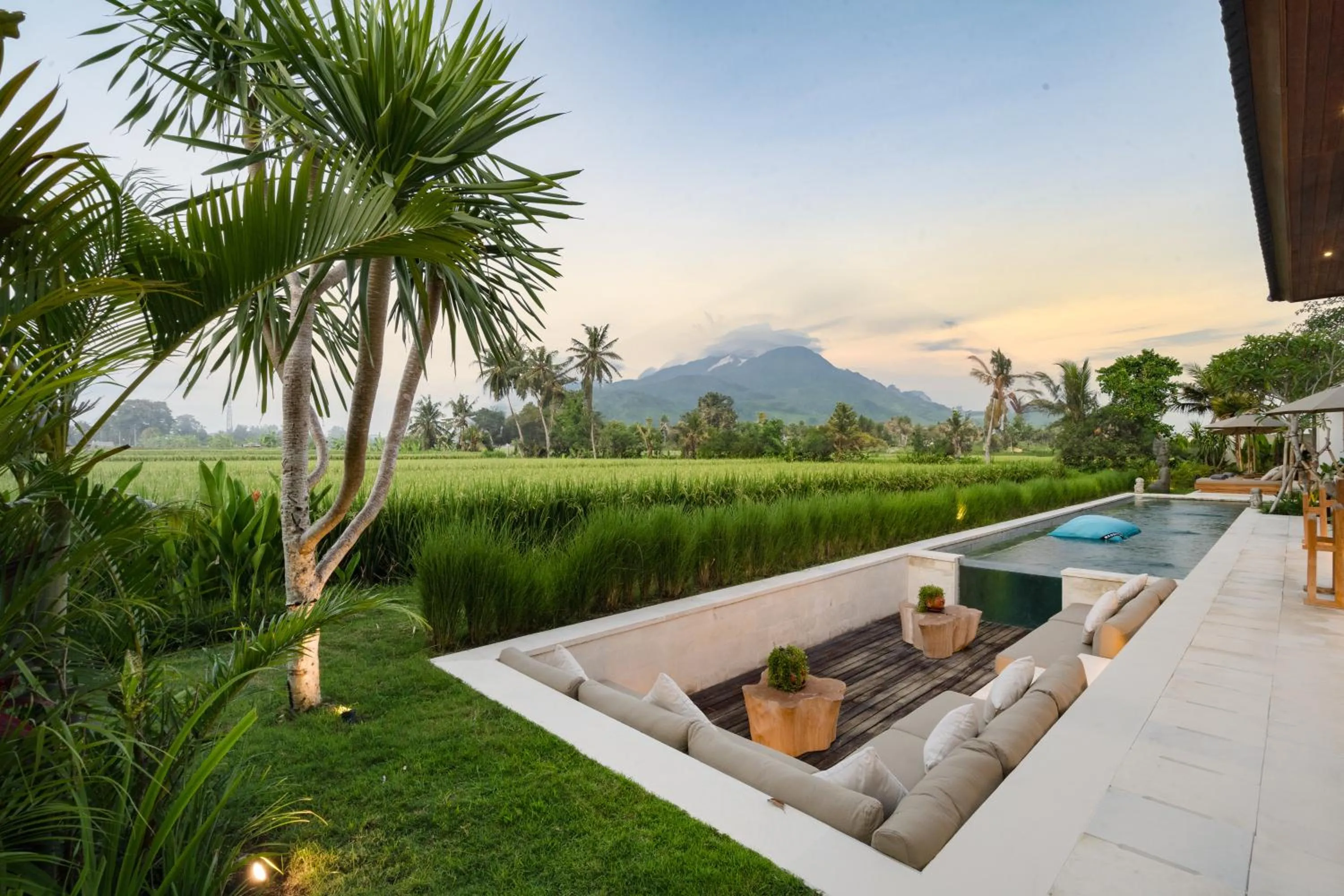 Villa Swannelli by BaliSuperHost