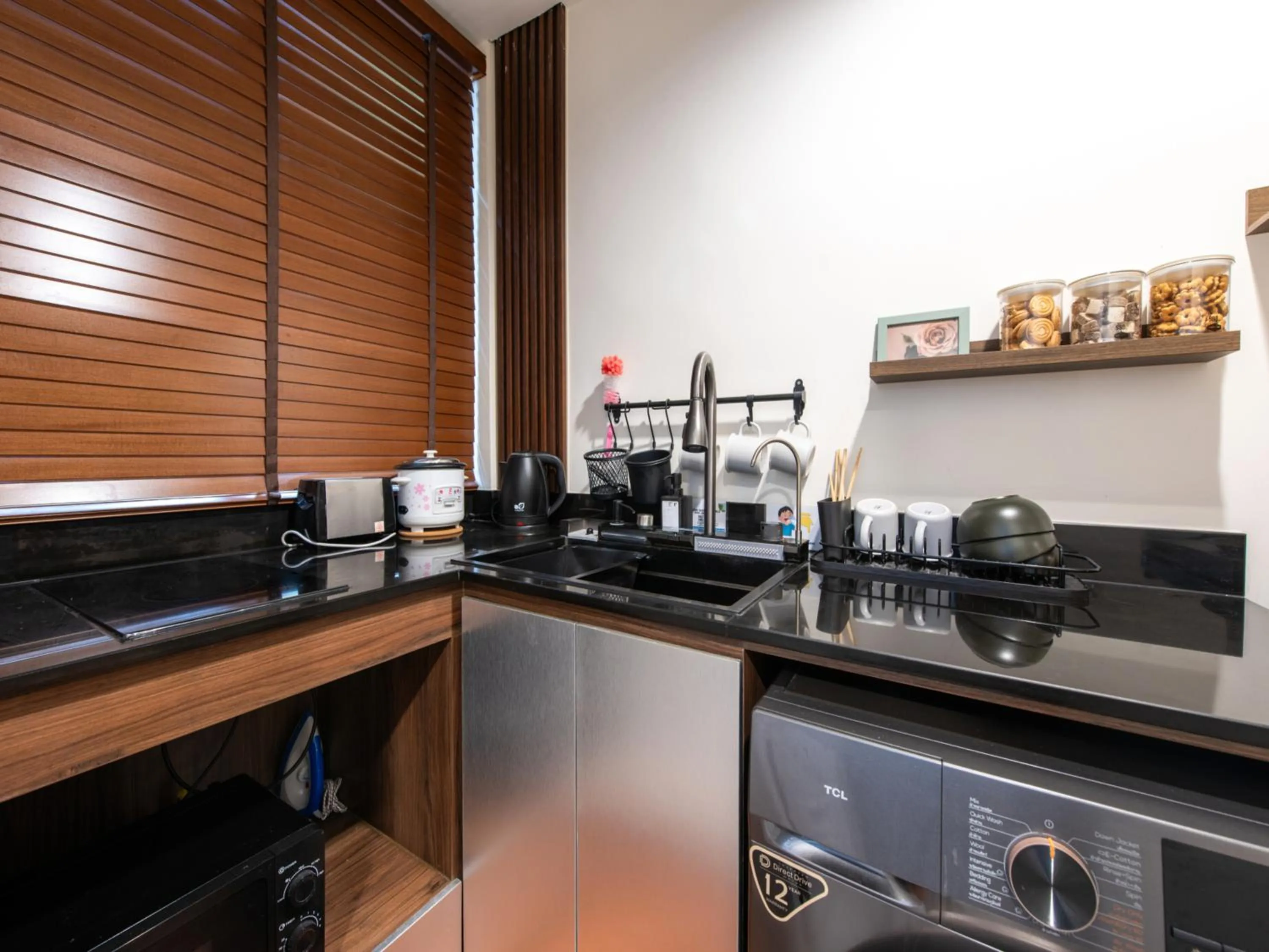 Kitchen or kitchenette in The City Yaowarat