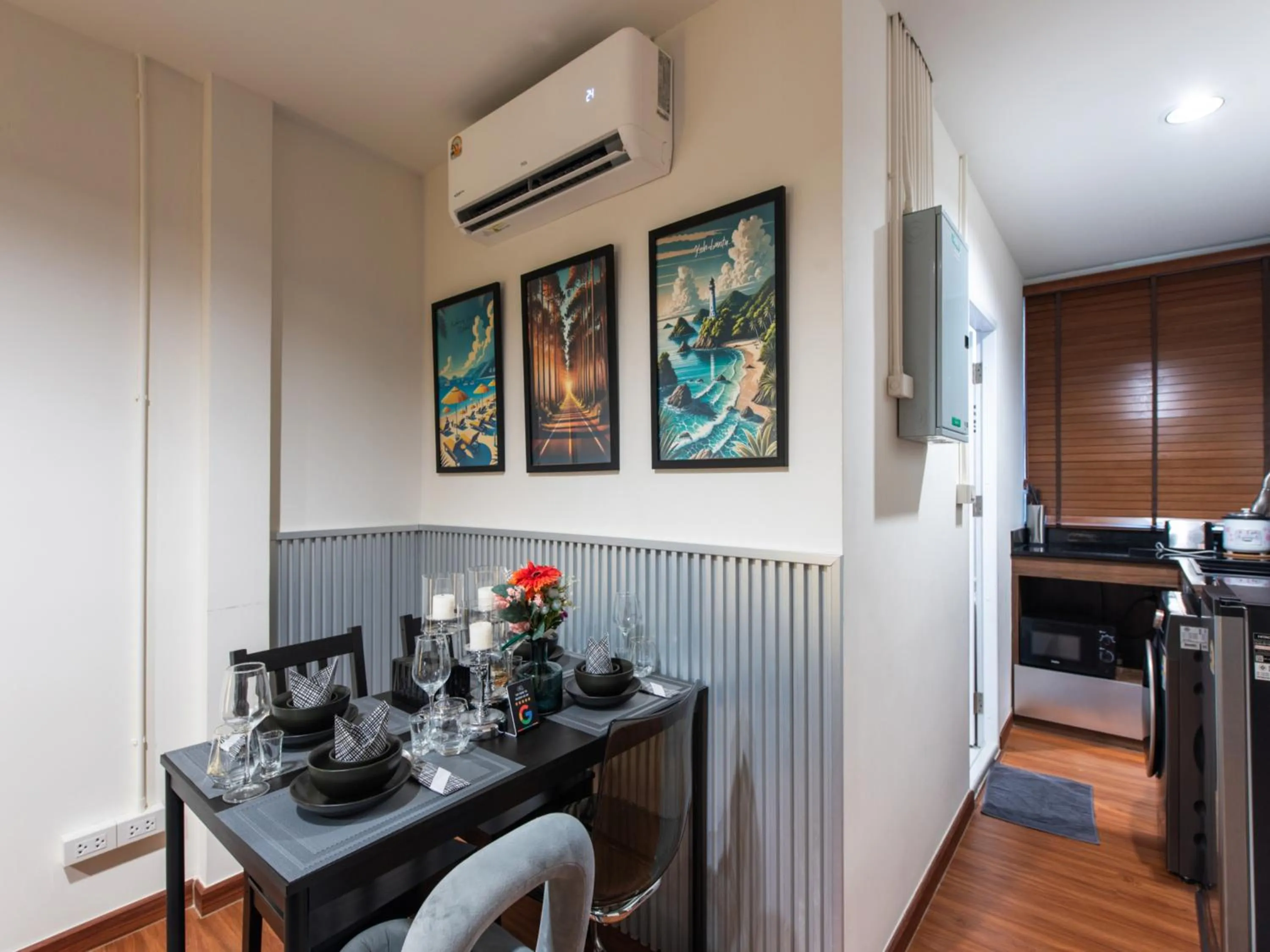 Dining area in The City Yaowarat