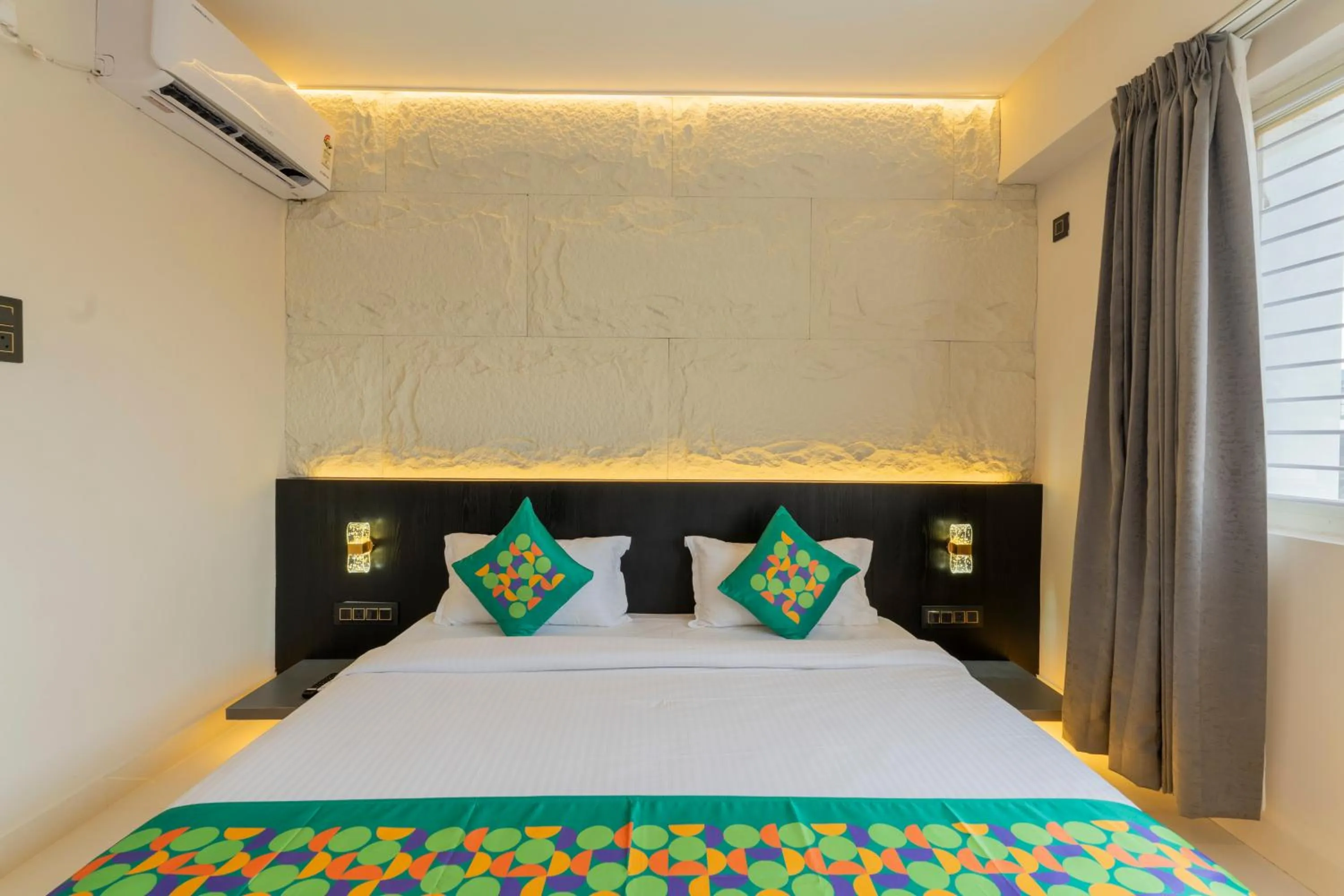 Bedroom, Bed in Treebo Sanmaya Retreat, 15 Mins From Mysore Palace