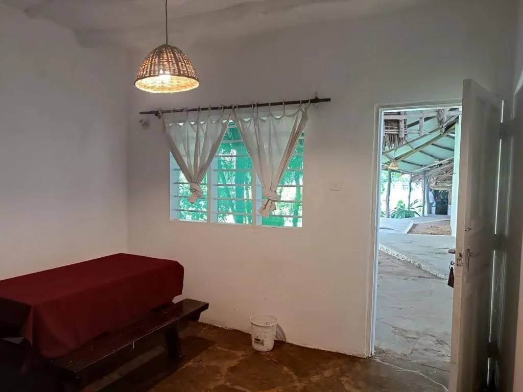 Bed in Travellers Inn Resort Malindi