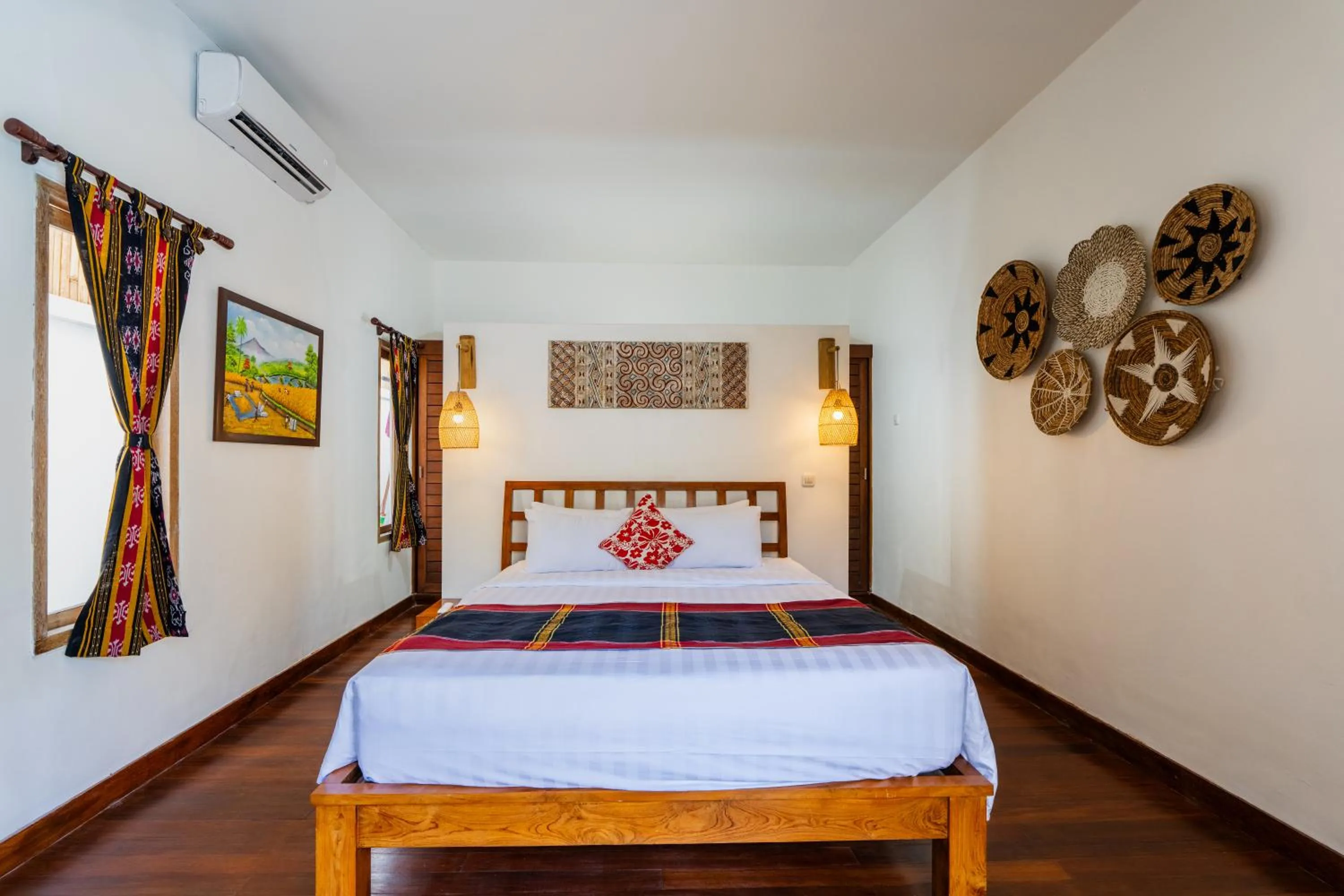 Bed in Villa Bardo by Pertama Management
