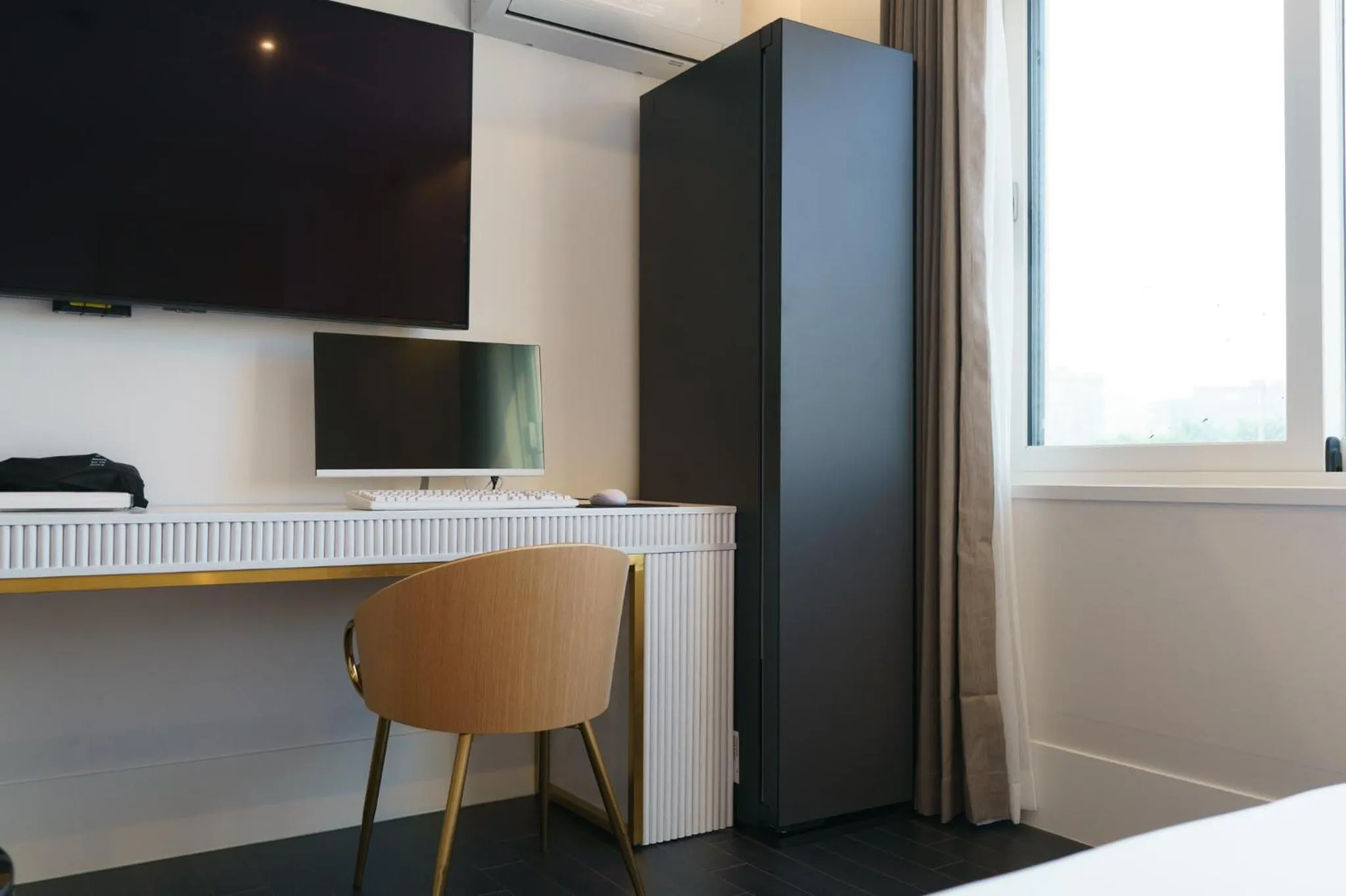 TV and multimedia in Busan H Avenue Jeonggwan Branch