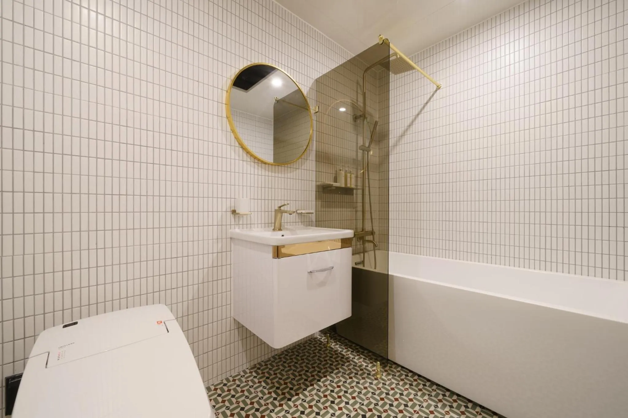 Shower in Busan H Avenue Jeonggwan Branch