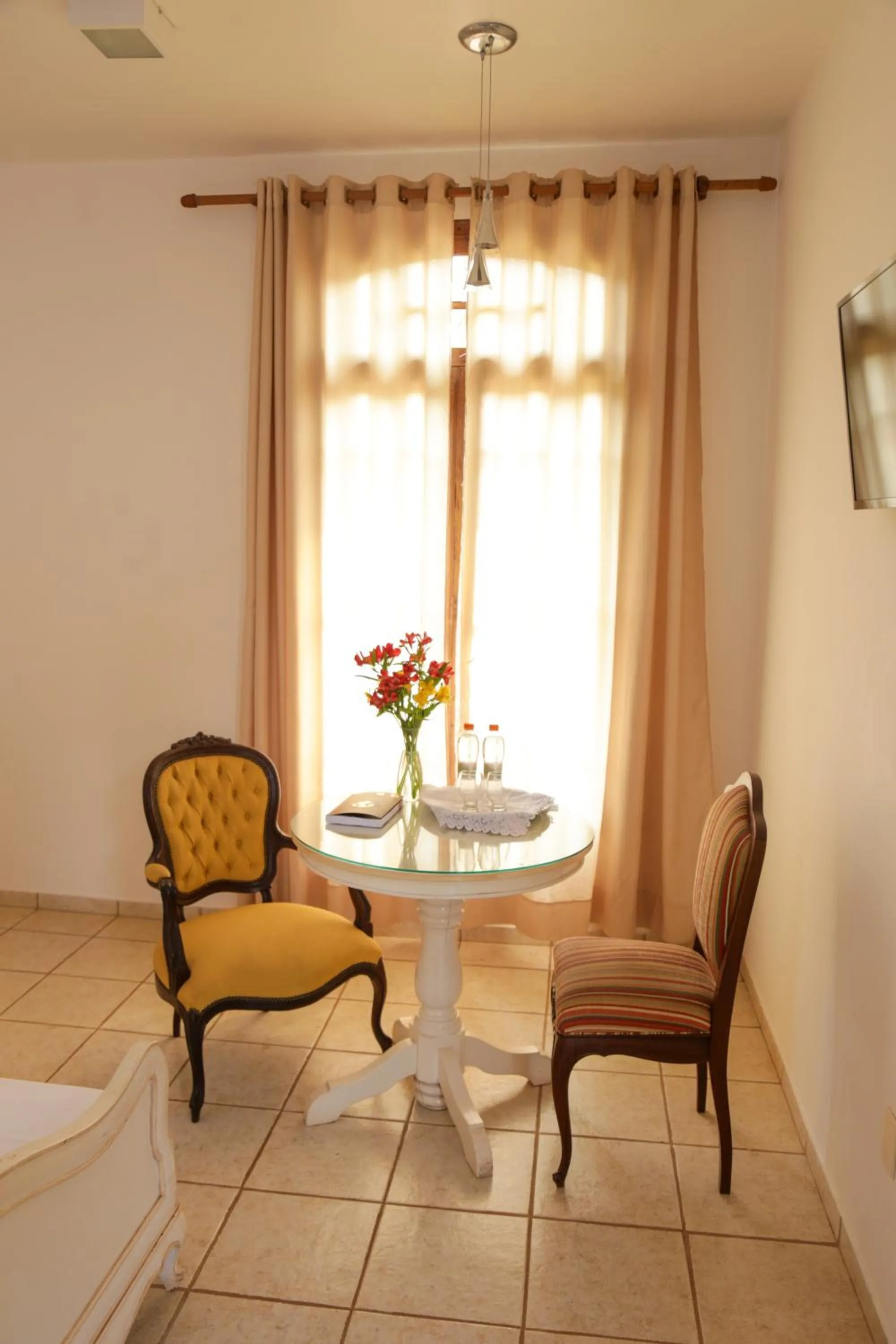 Dining area in Pousada Villa dei Colori