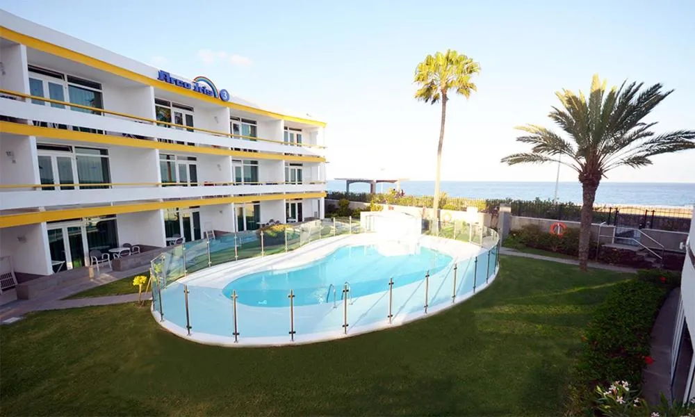 Swimming pool in Apartamentos Arco Iris