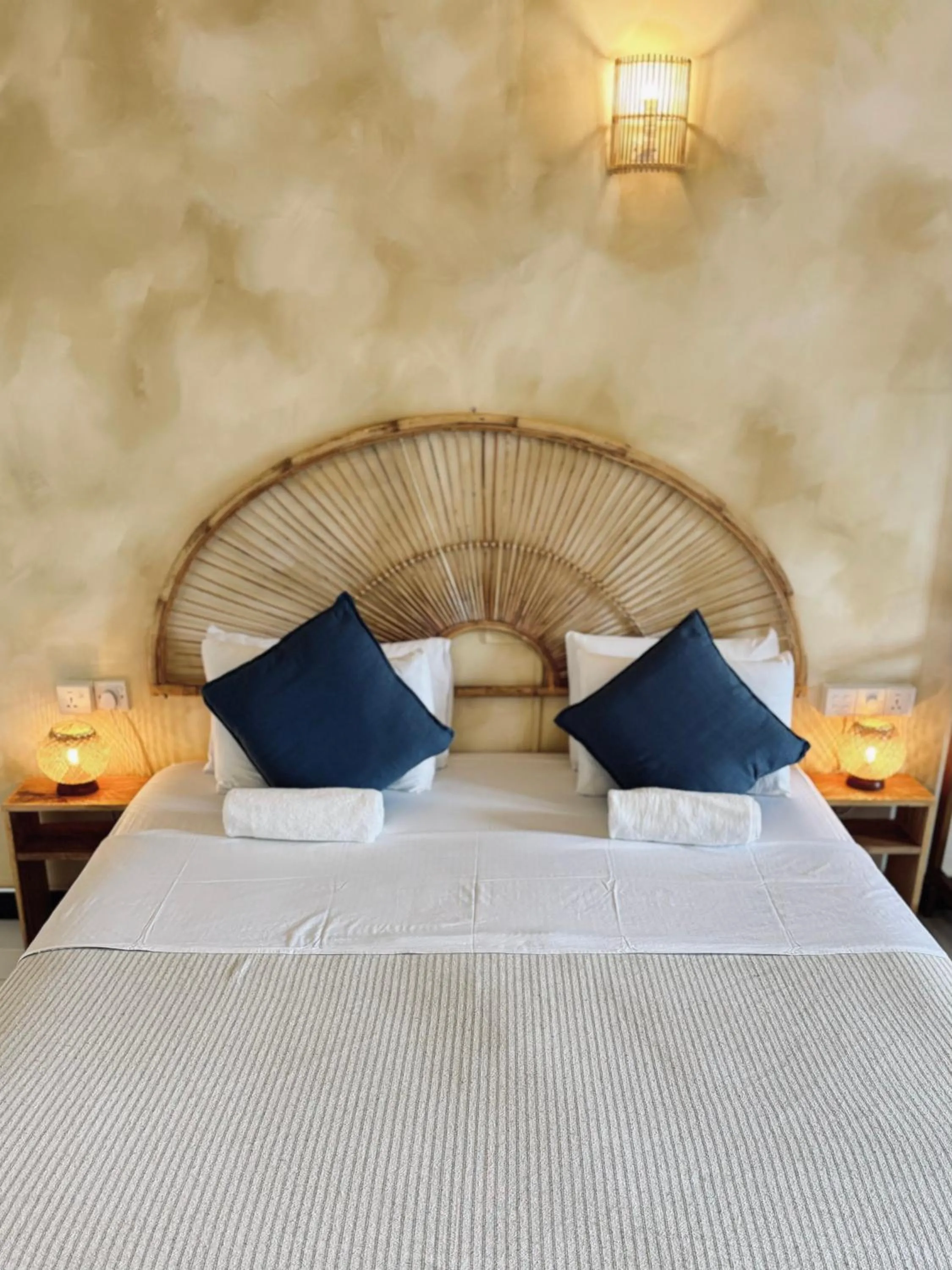 Bed in Oltremare Mirissa