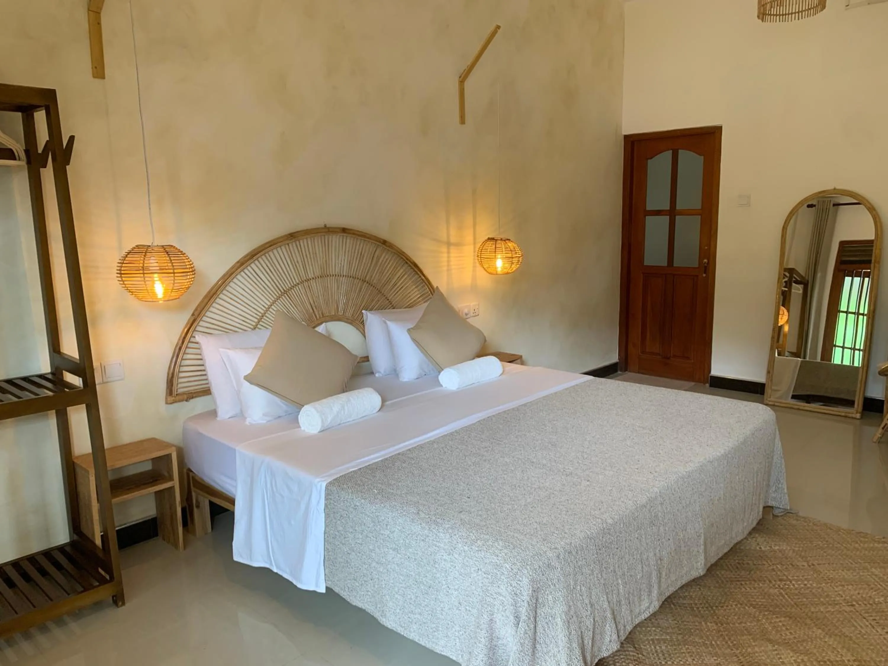 Bed in Oltremare Mirissa