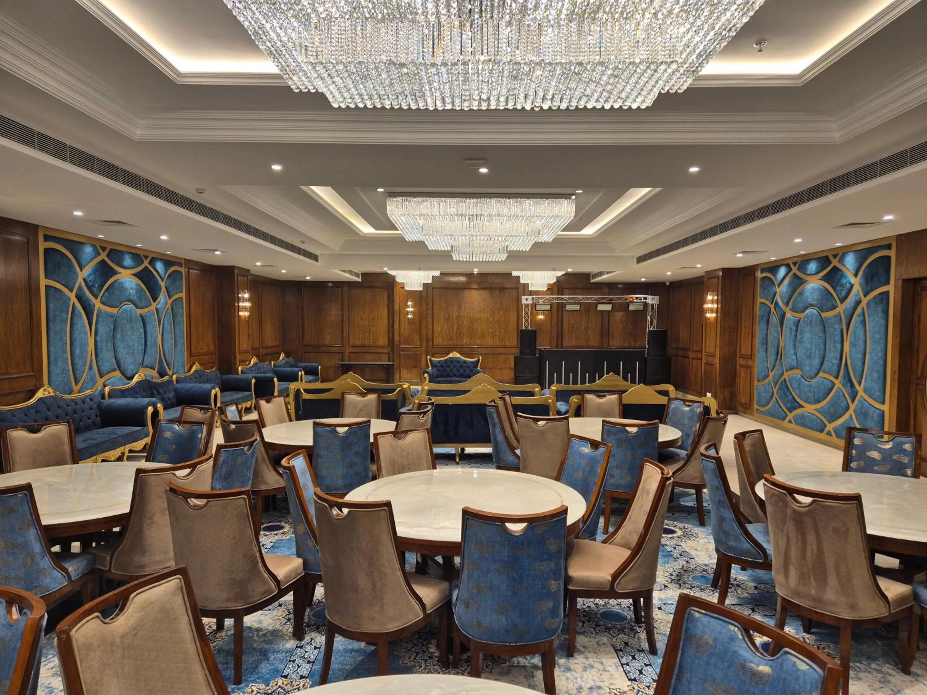 Banquet/Function facilities in Lords Eco Inn Dera Bassi