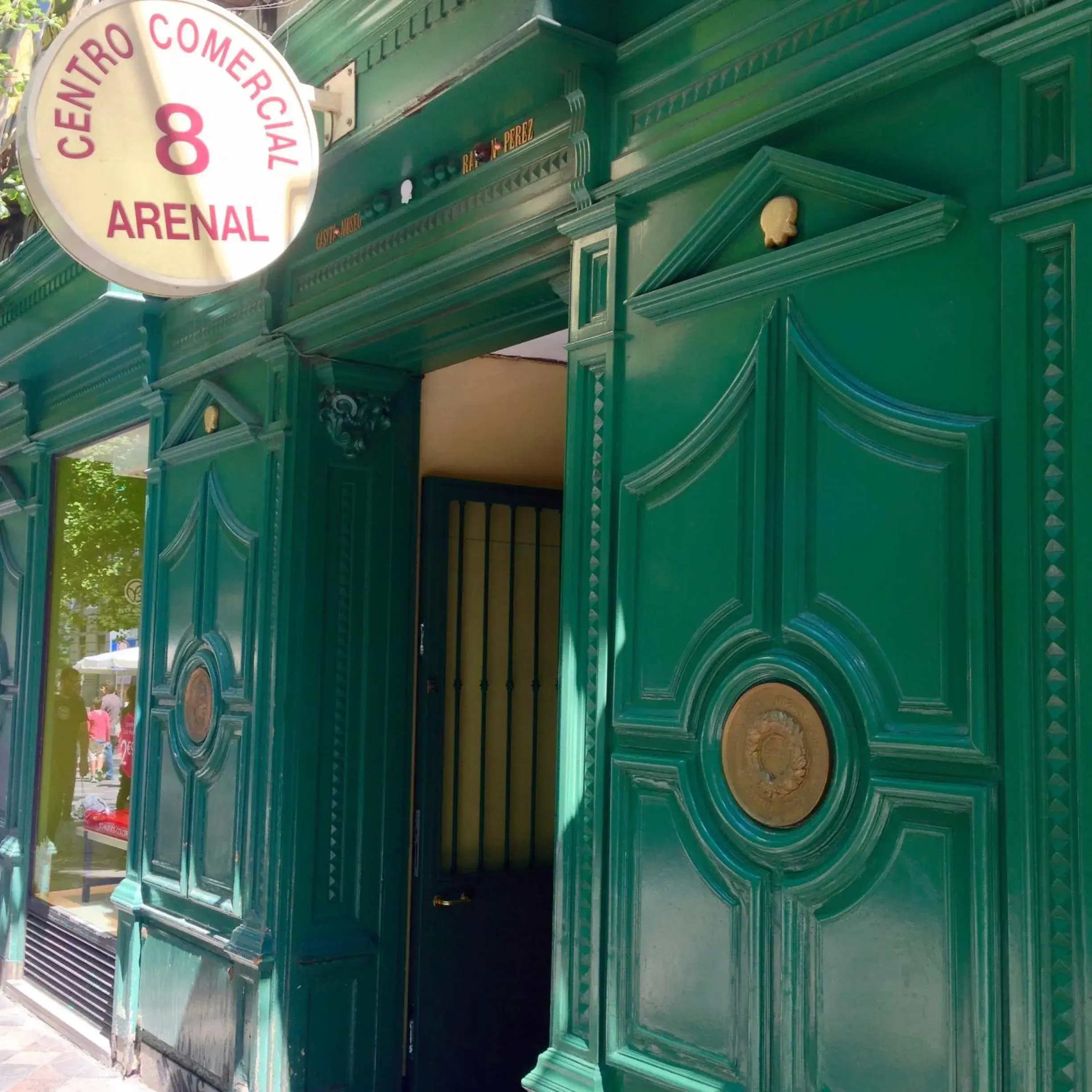 Facade/entrance in Arenal Suites Puerta del Sol Facade/entrance in Arenal Suites Puerta del Sol