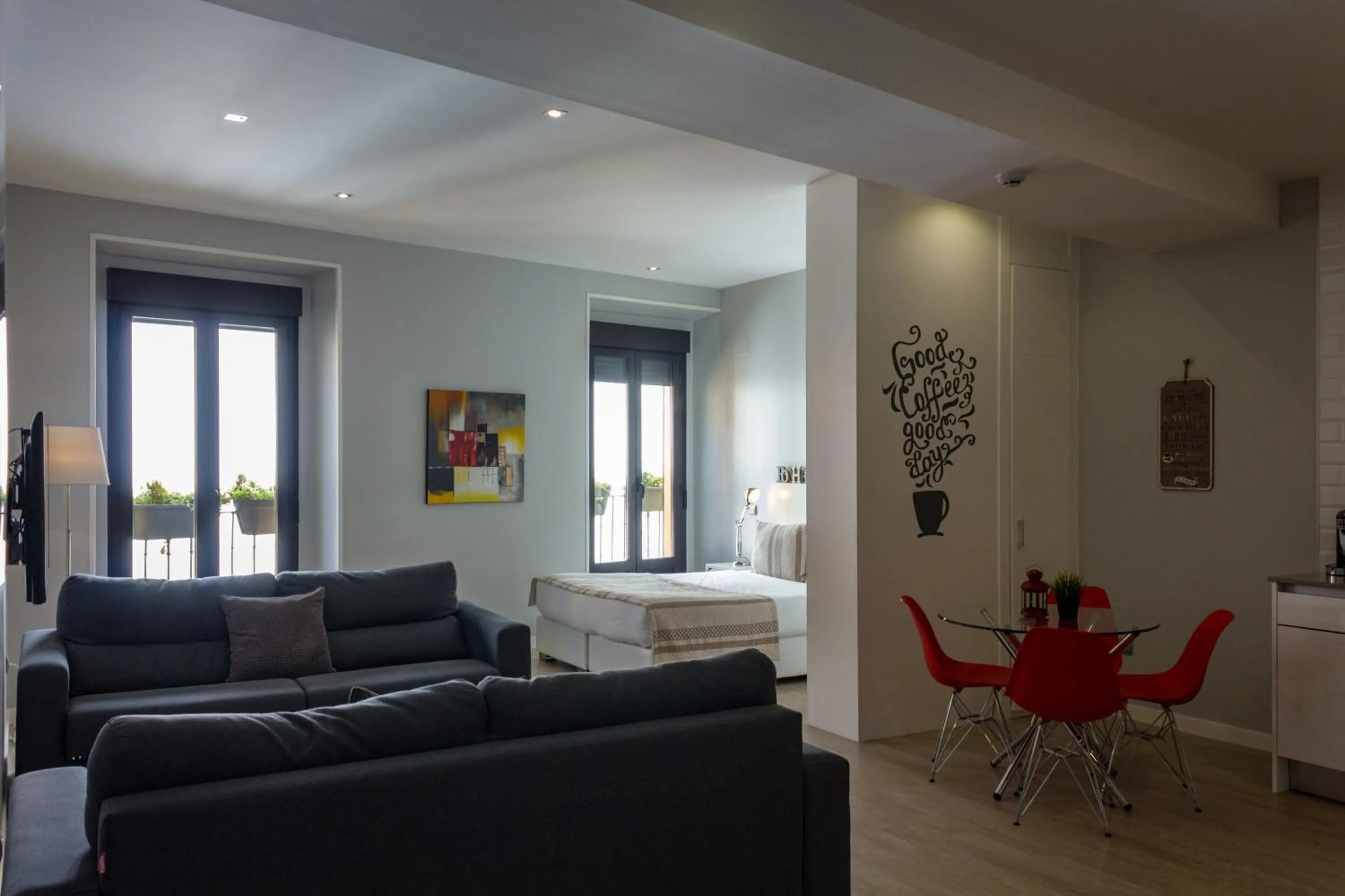 Living room in Arenal Suites Puerta del Sol