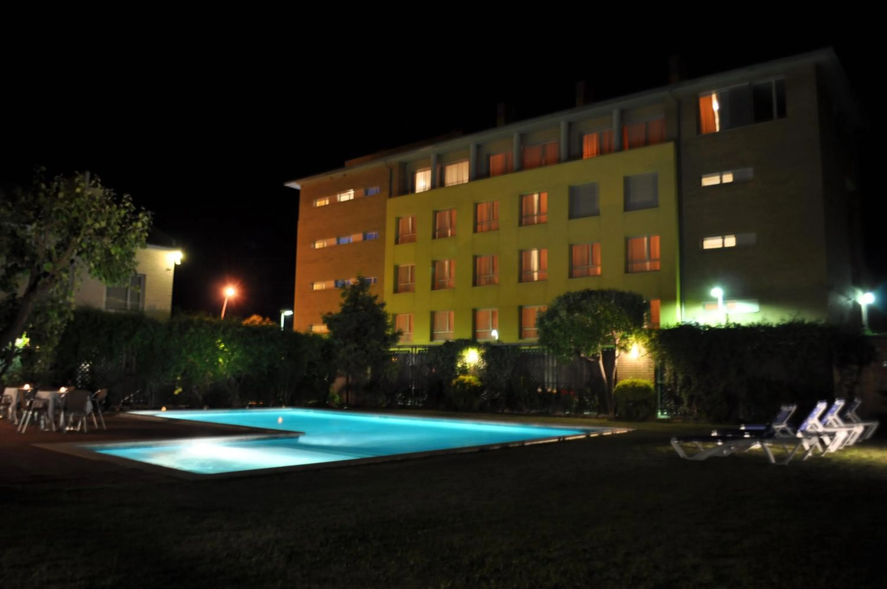 Swimming pool in Hotel Solé