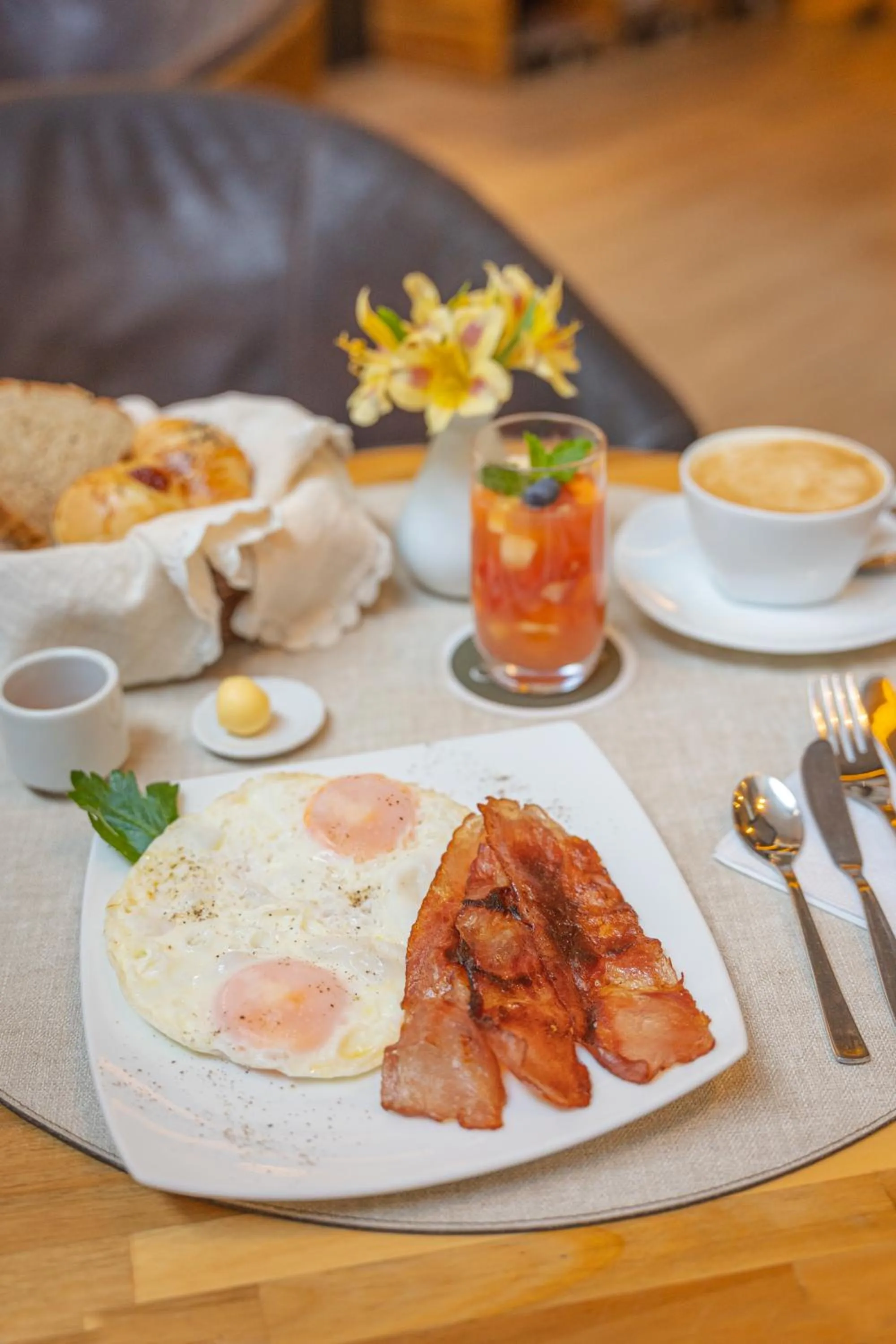 Food and drinks in Hotel CityFlats