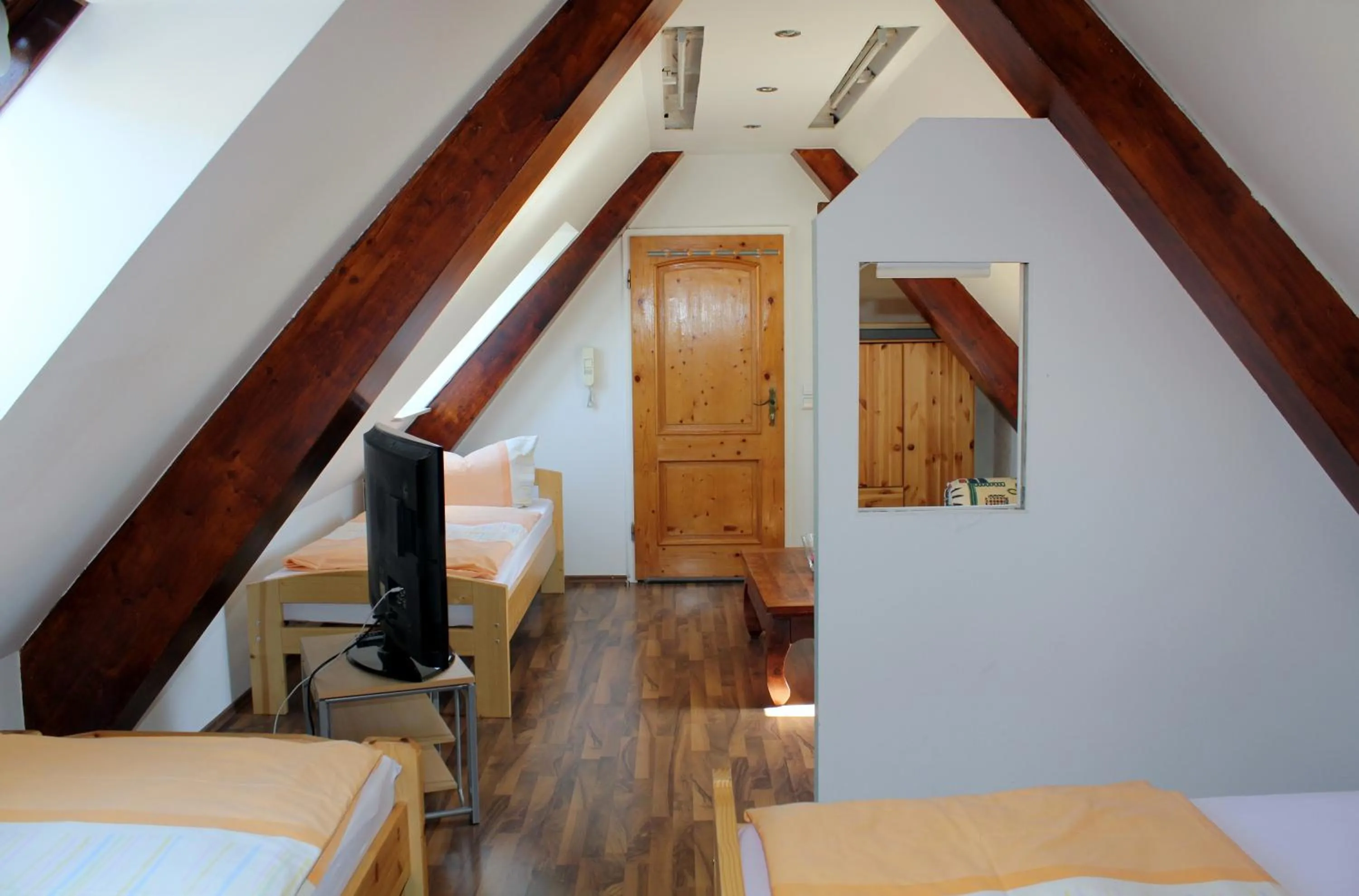 Photo of the whole room, Bed in Pension La Cascina