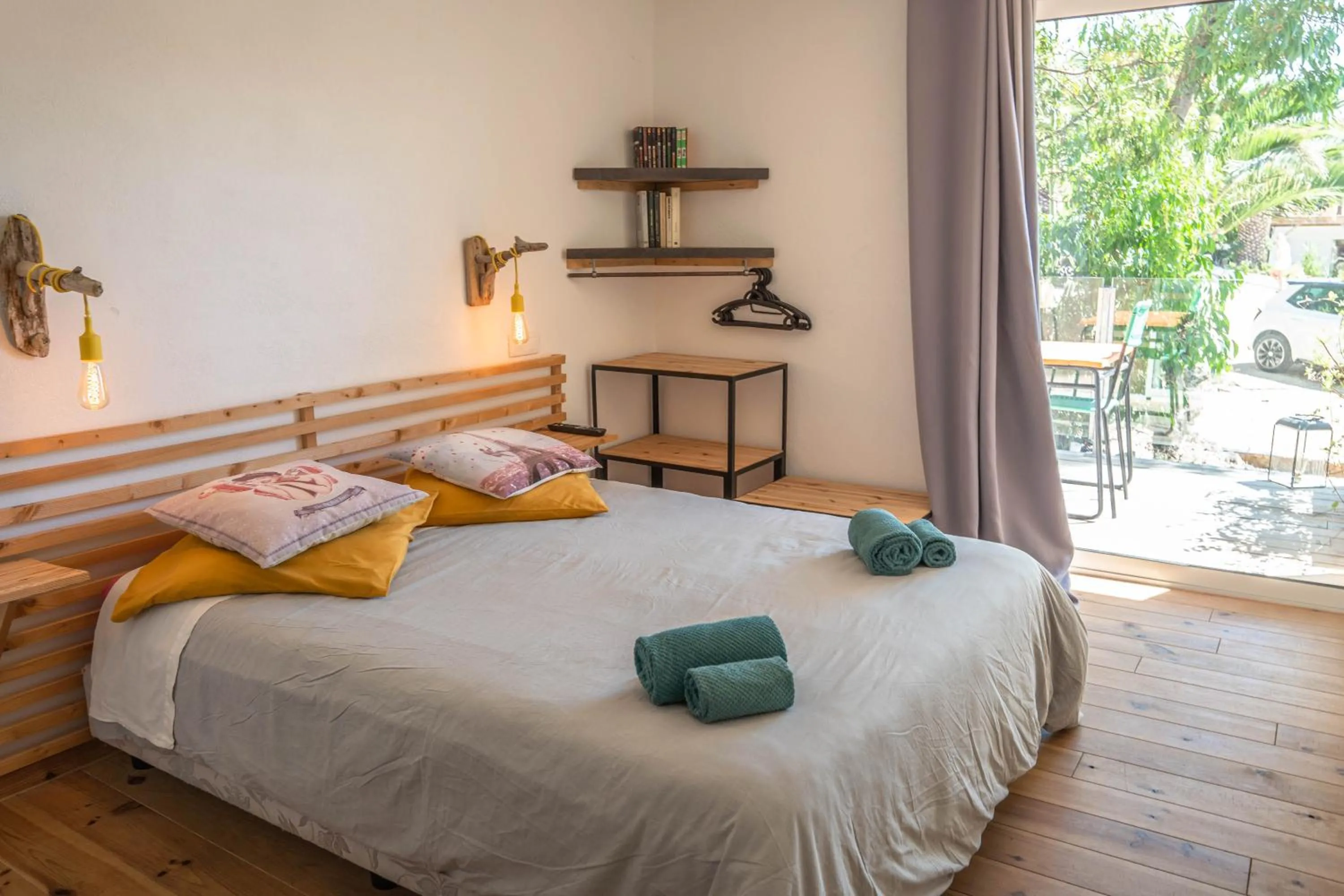 Bed in Hotel L'Escale