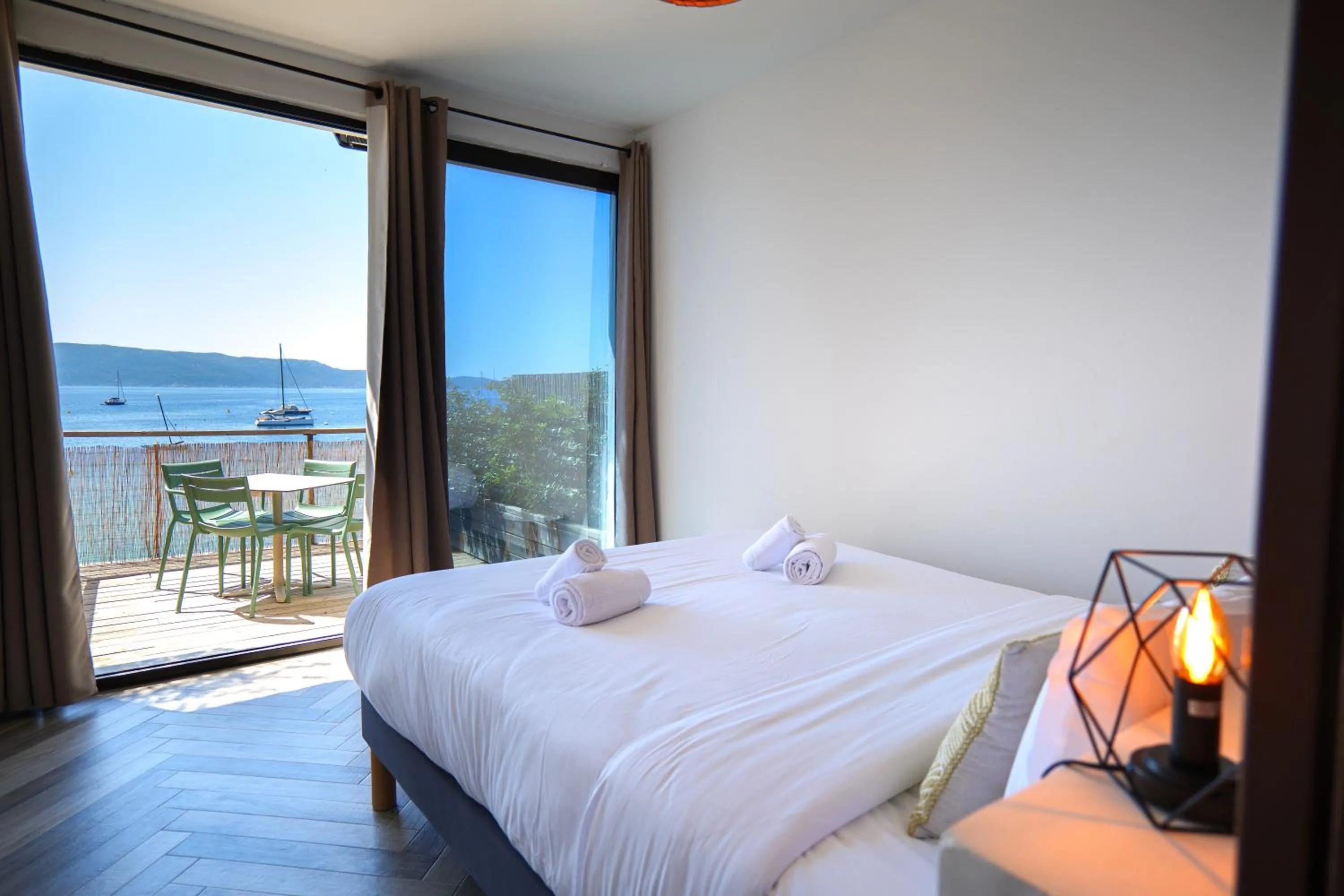 Bed in Hotel L'Escale