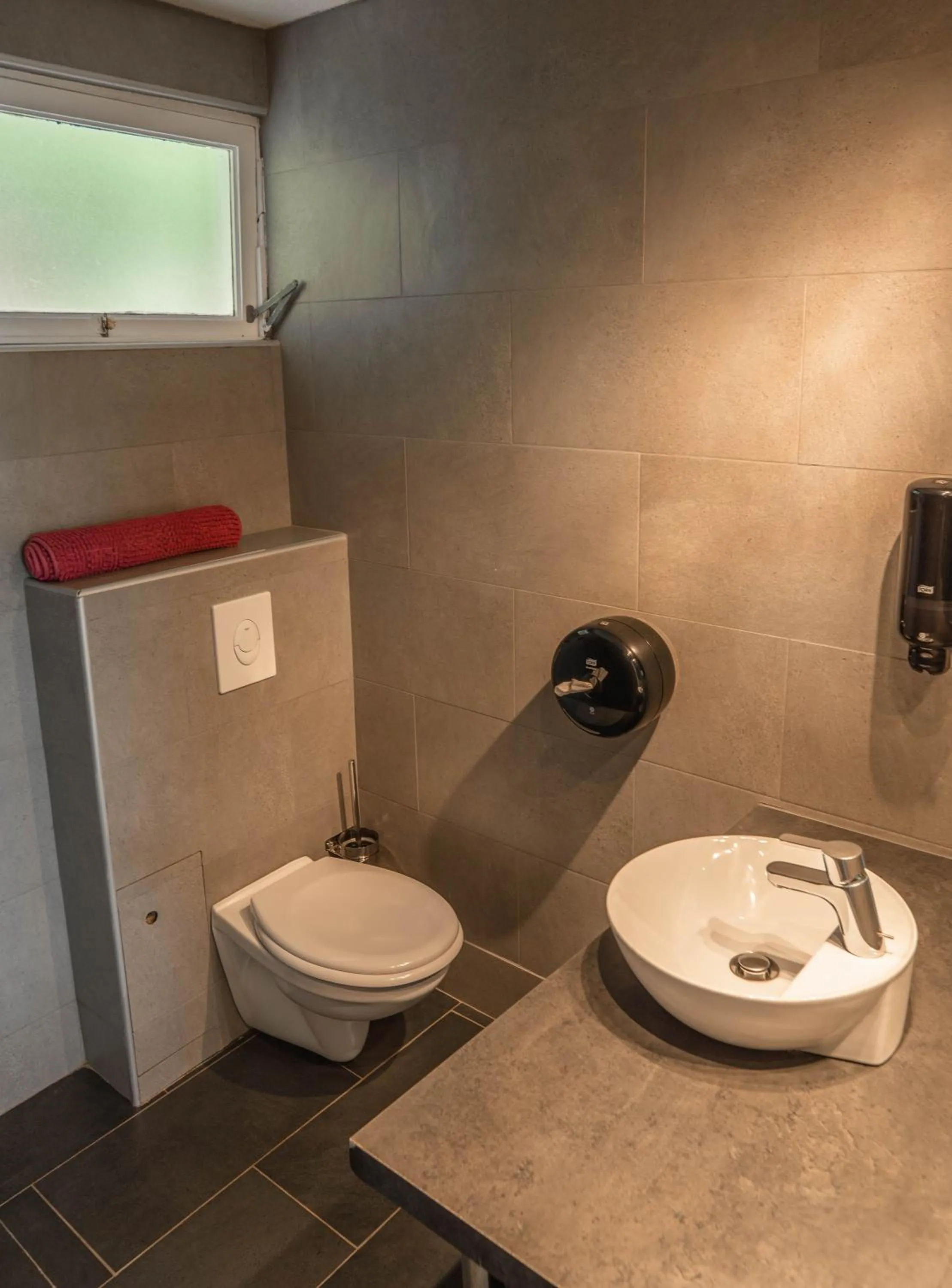 Toilet in Hotel L'Escale