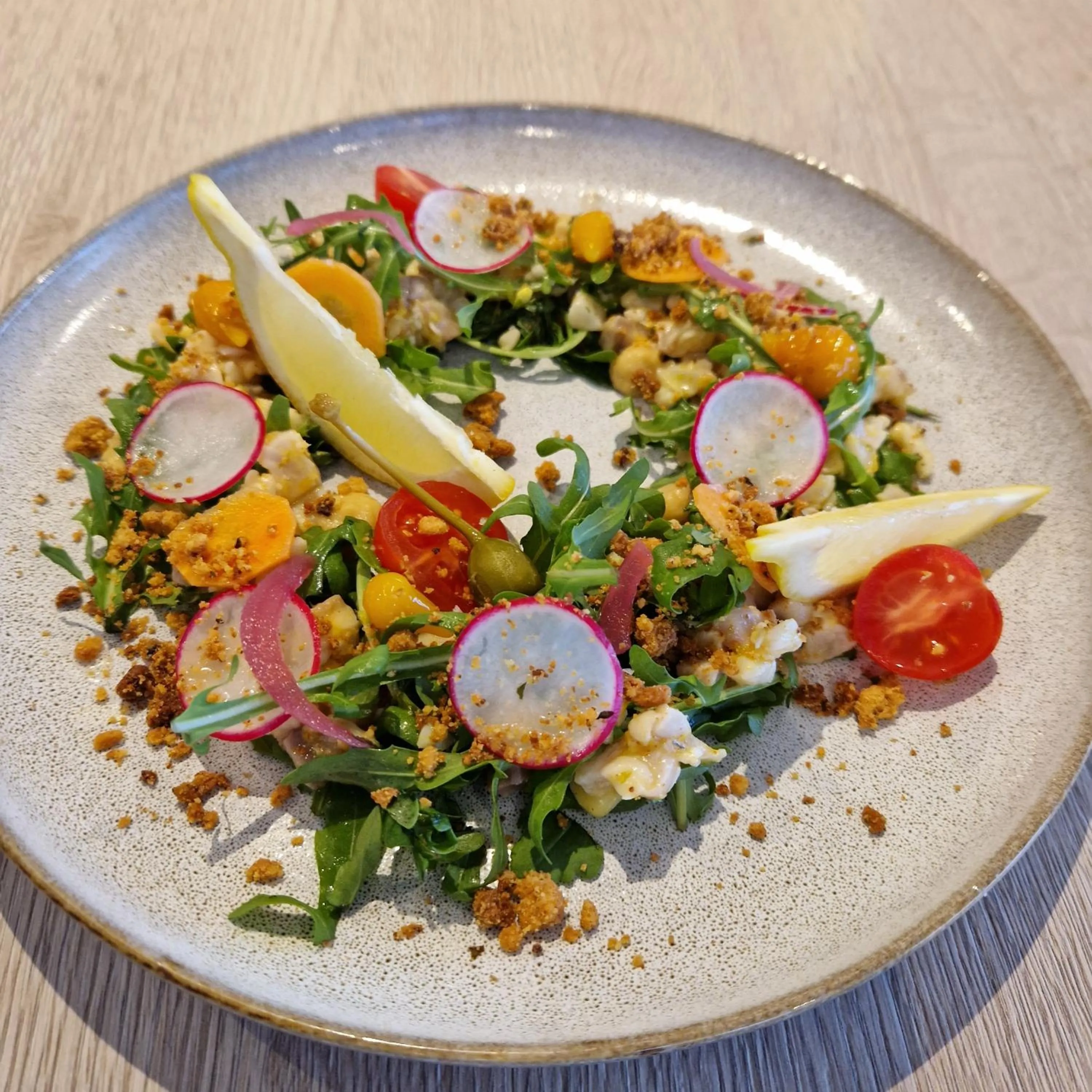Restaurant/places to eat in Hotel L'Escale