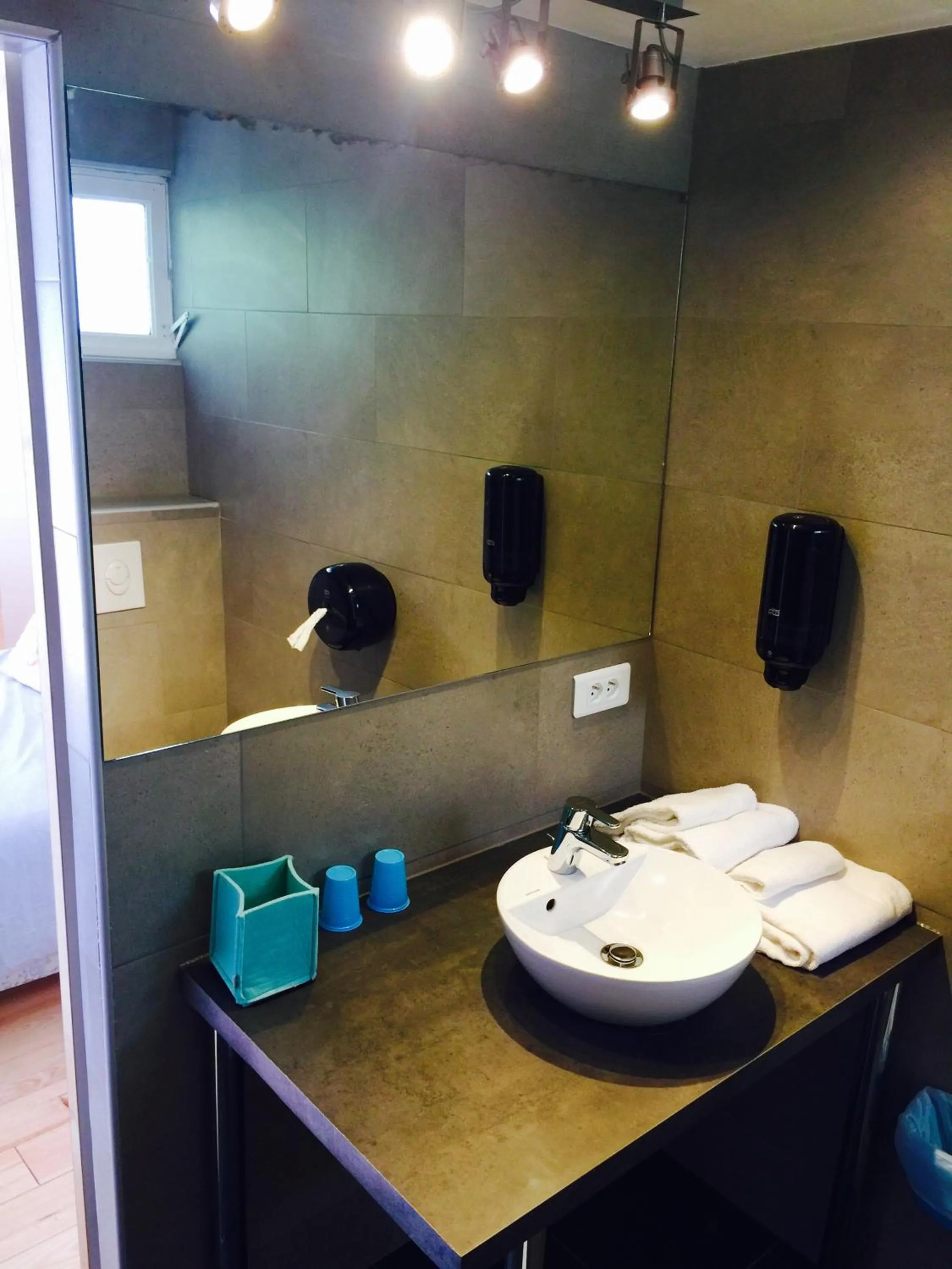 Bathroom in Hotel L'Escale