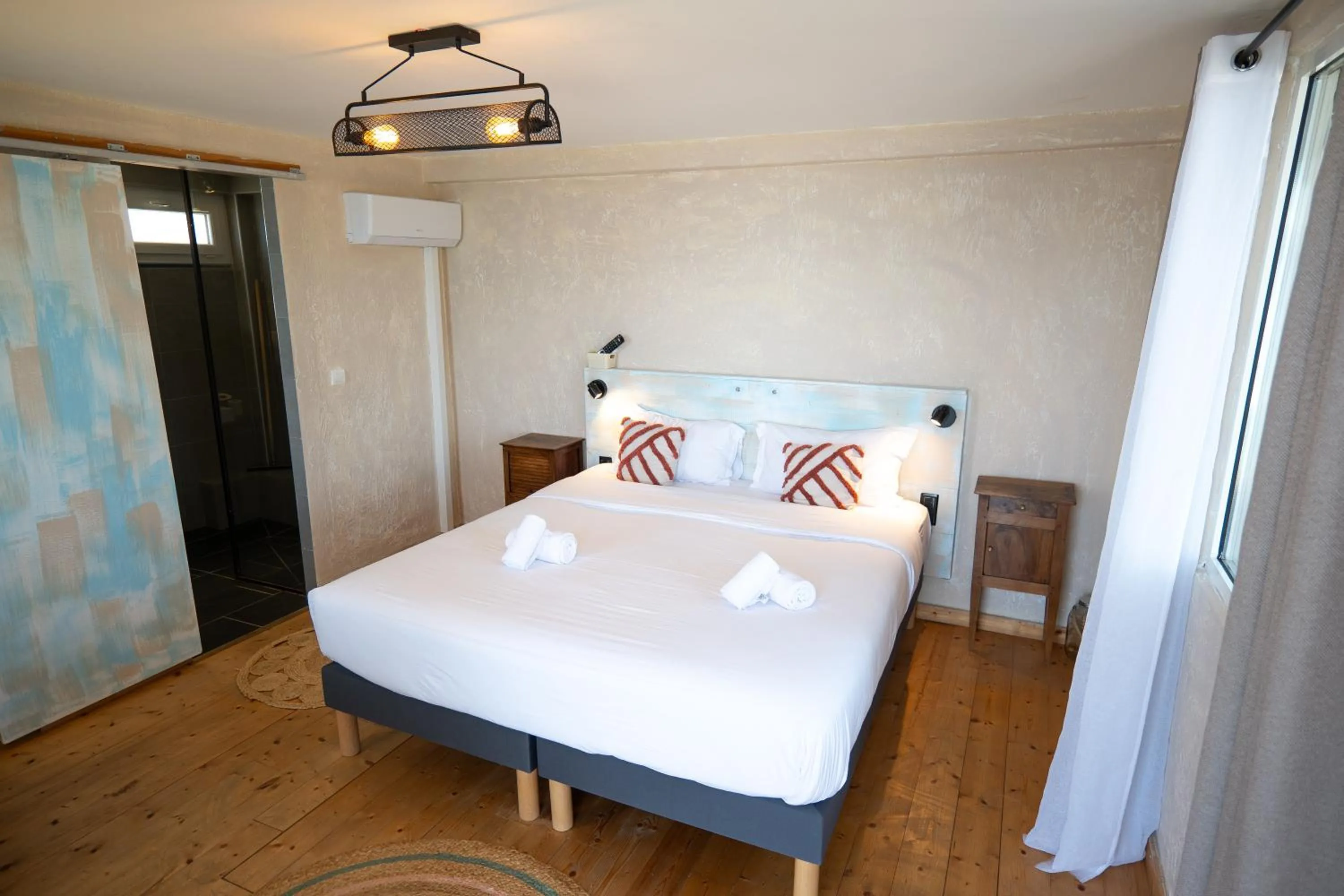 Bed in Hotel L'Escale