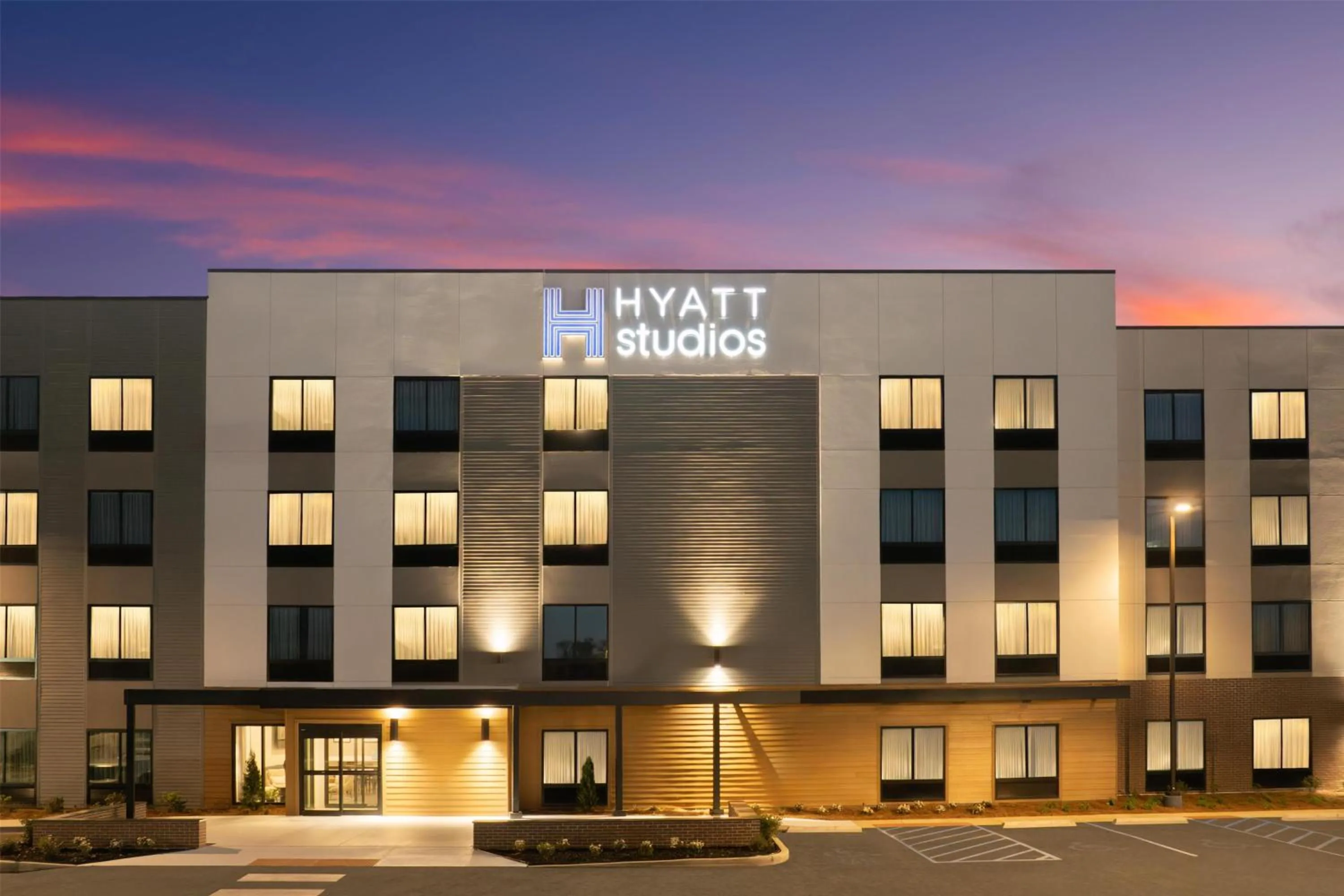 Property building in Hyatt Studios Mobile/Tillmans Corner