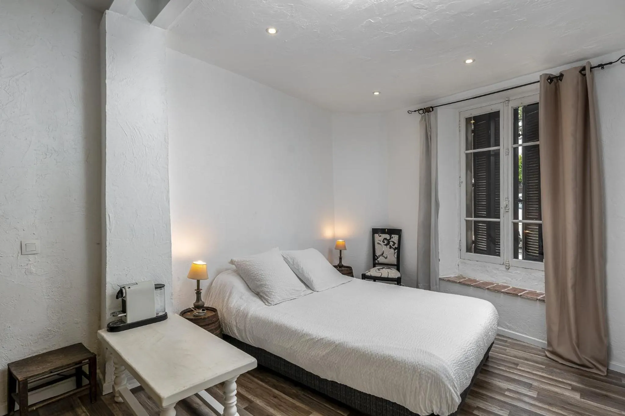 Bed in Maison Carles BnB