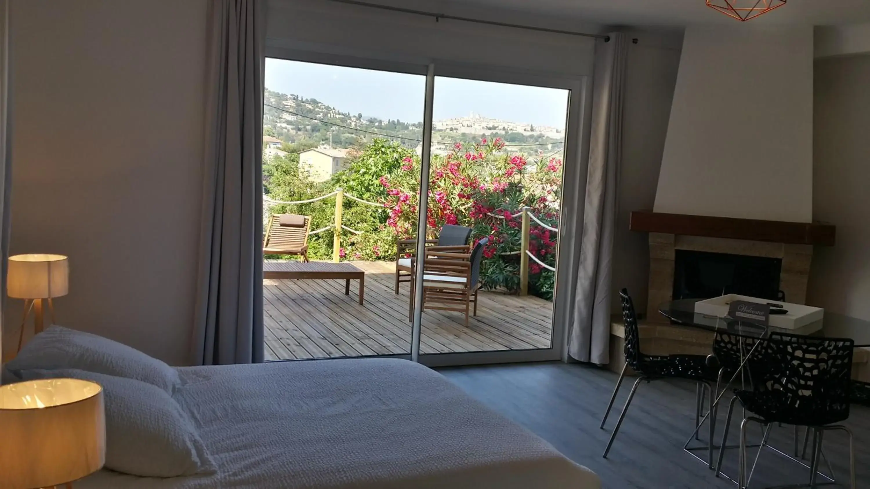 Maison Carles BnB Maison Carles BnB