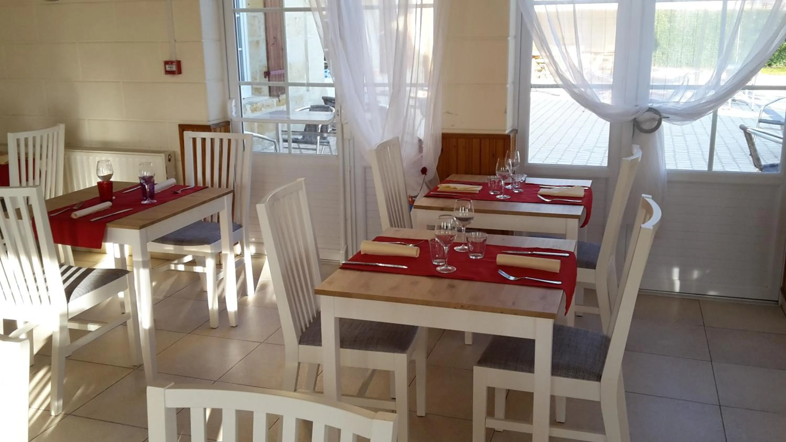 Restaurant/places to eat in Le Melchior