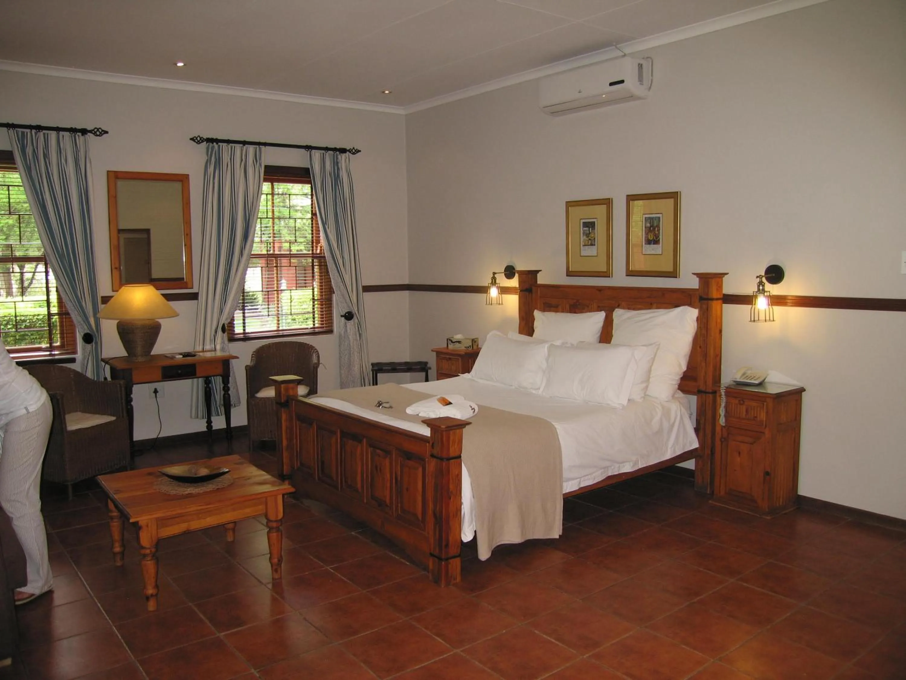 Bedroom, Bed in Beaufort Manor Country Lodge