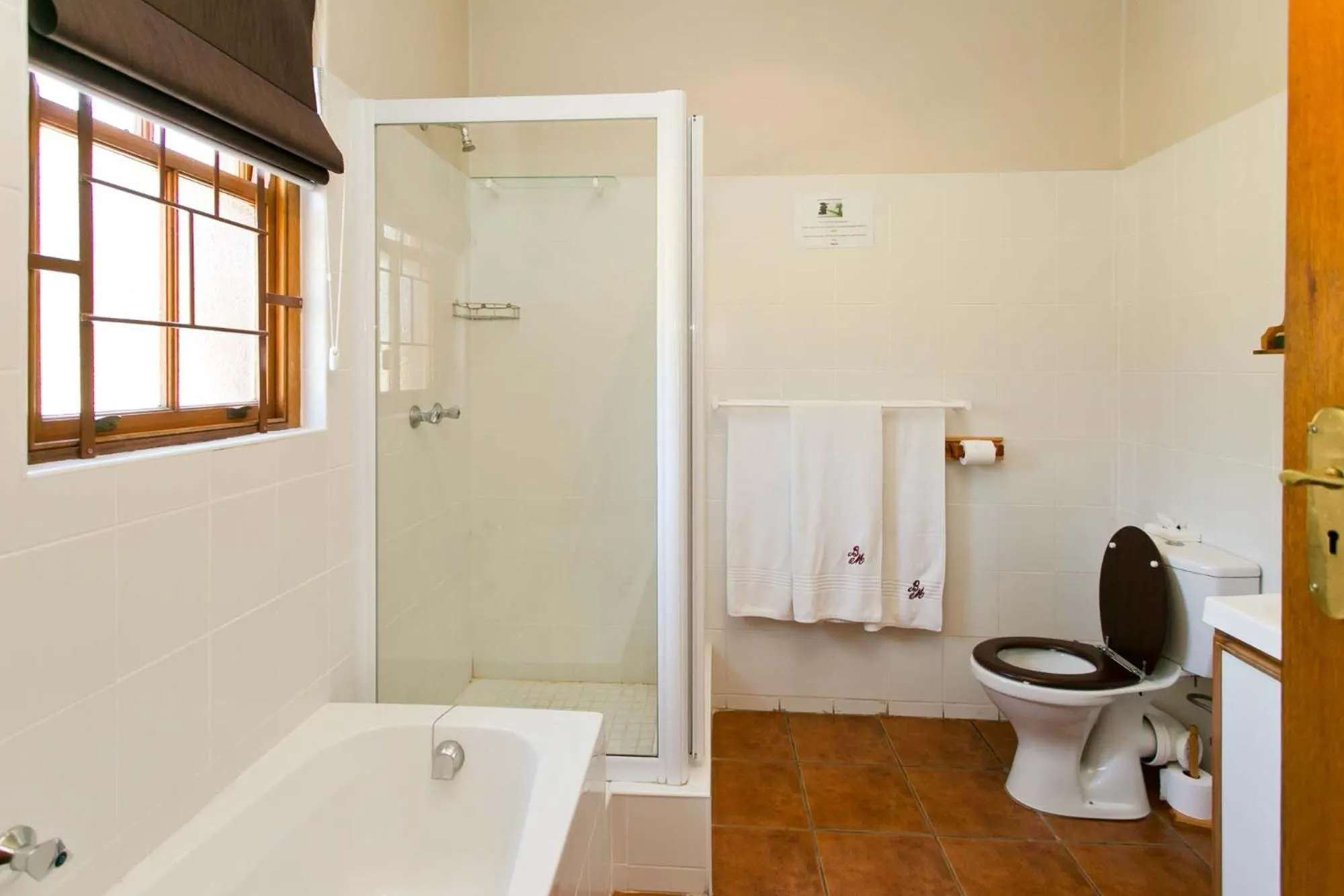 Bathroom in Beaufort Manor Country Lodge